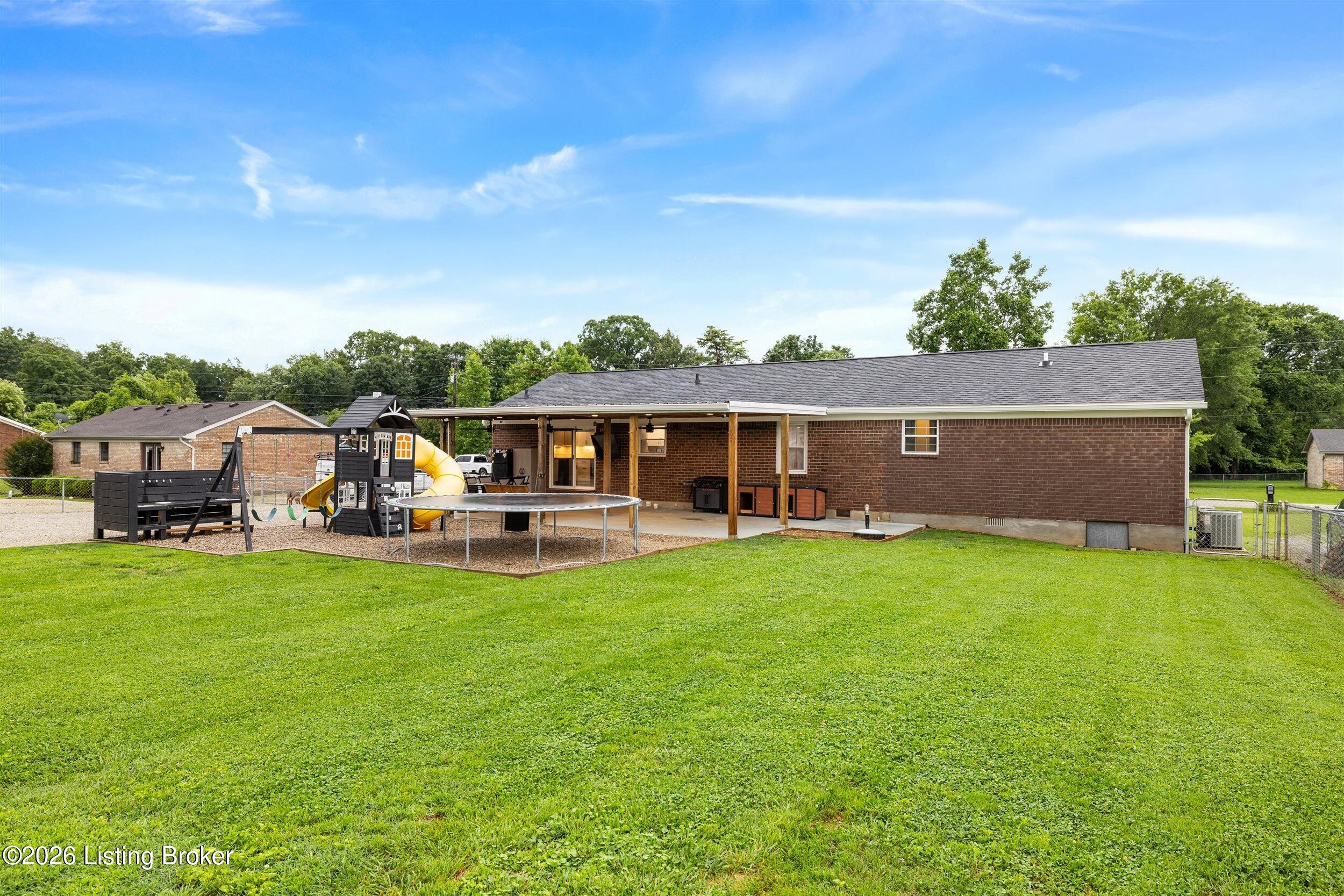 380 Oakrun Dr