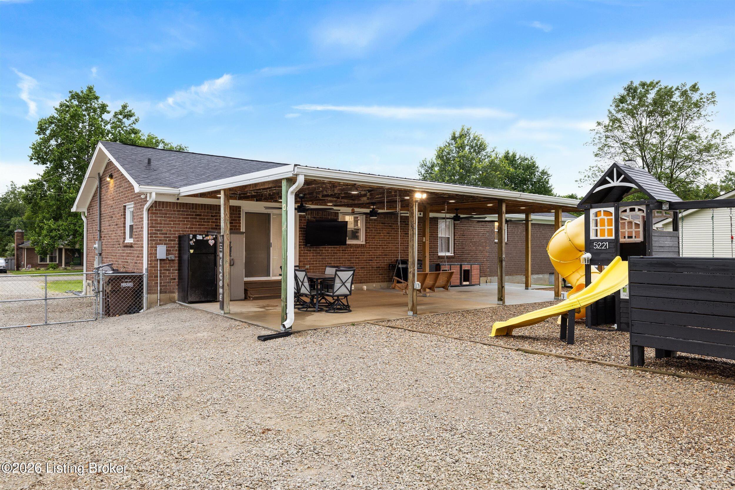 380 Oakrun Dr