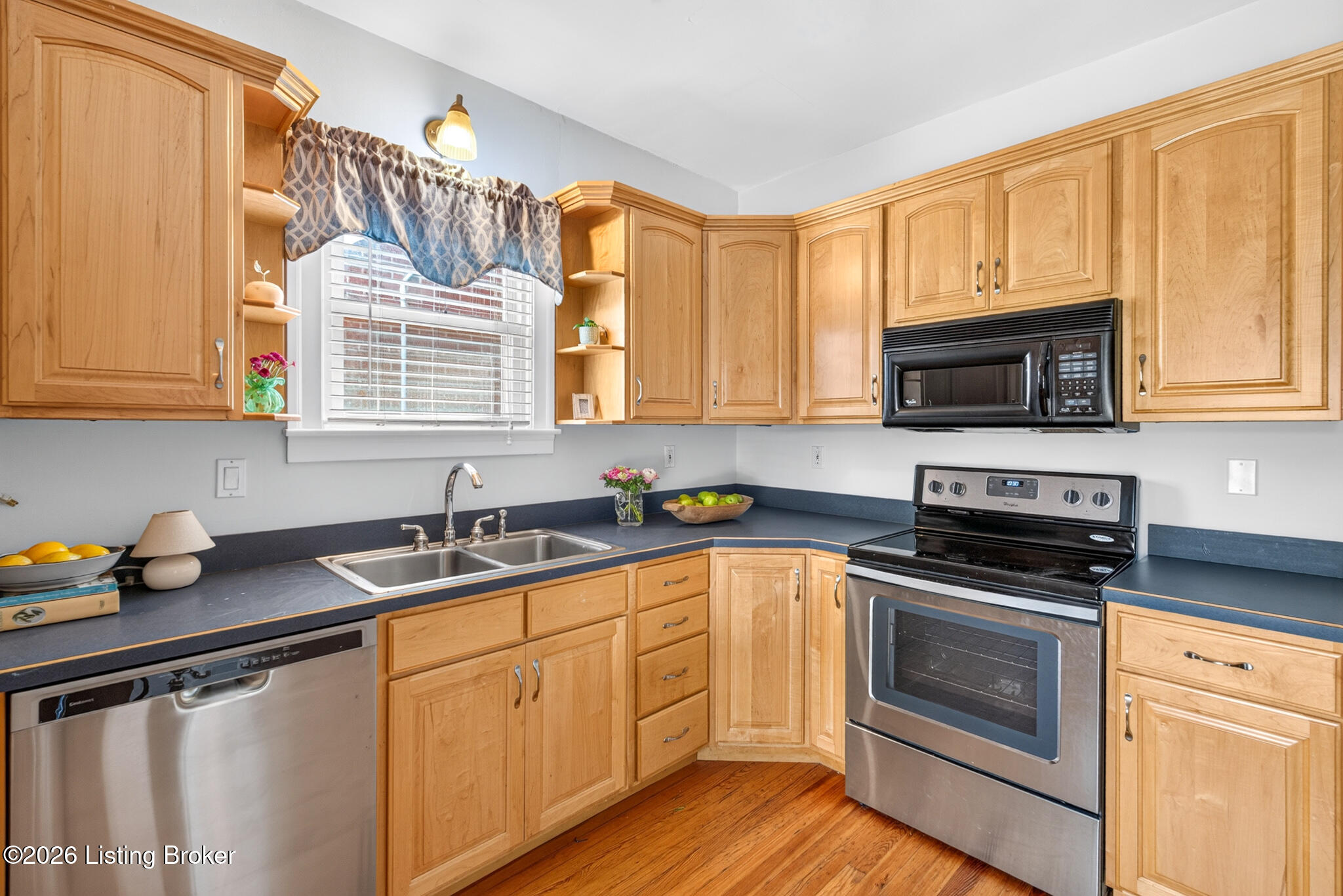 961 Eastern Pkwy