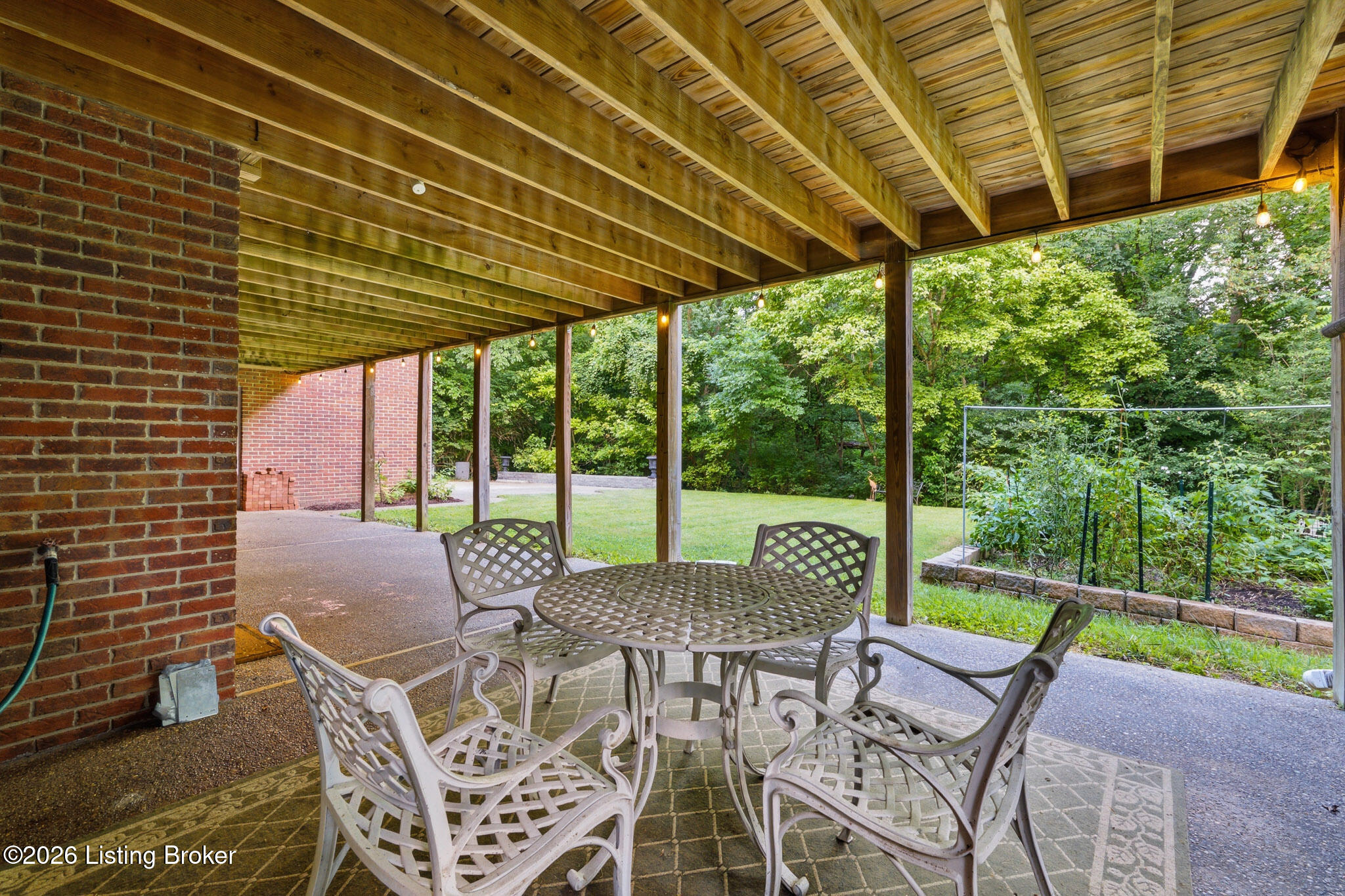 10316 Carriage House Ct