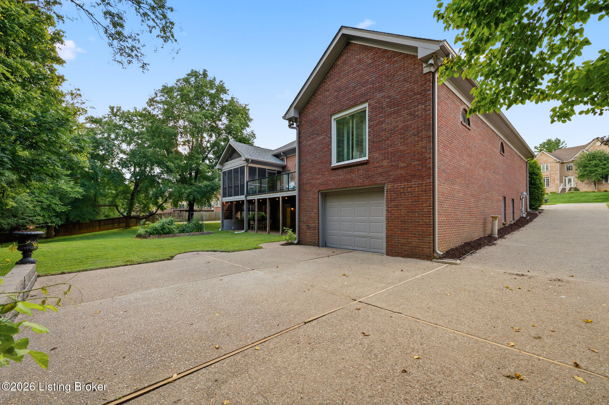 10316 Carriage House Ct