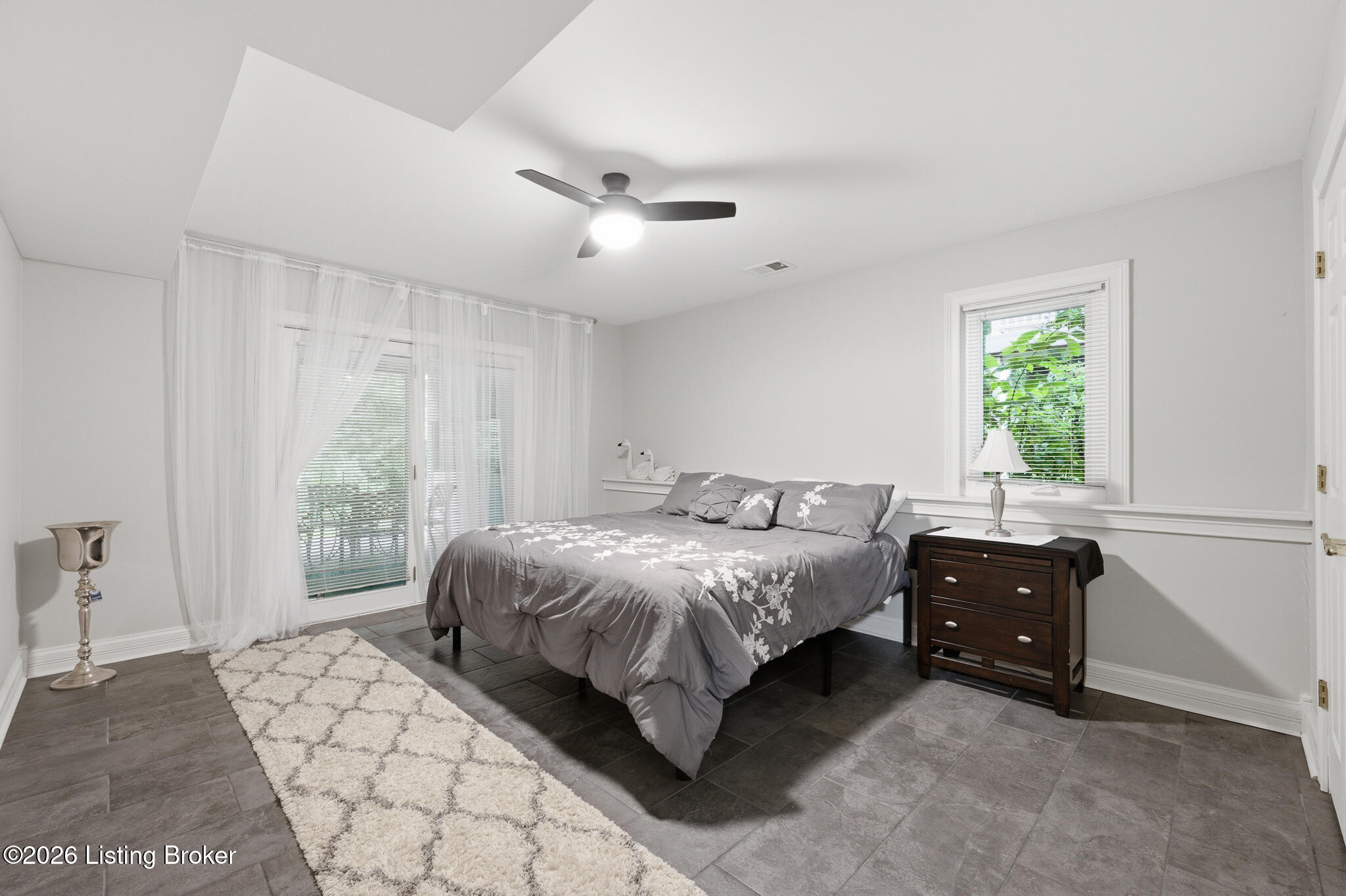 10316 Carriage House Ct