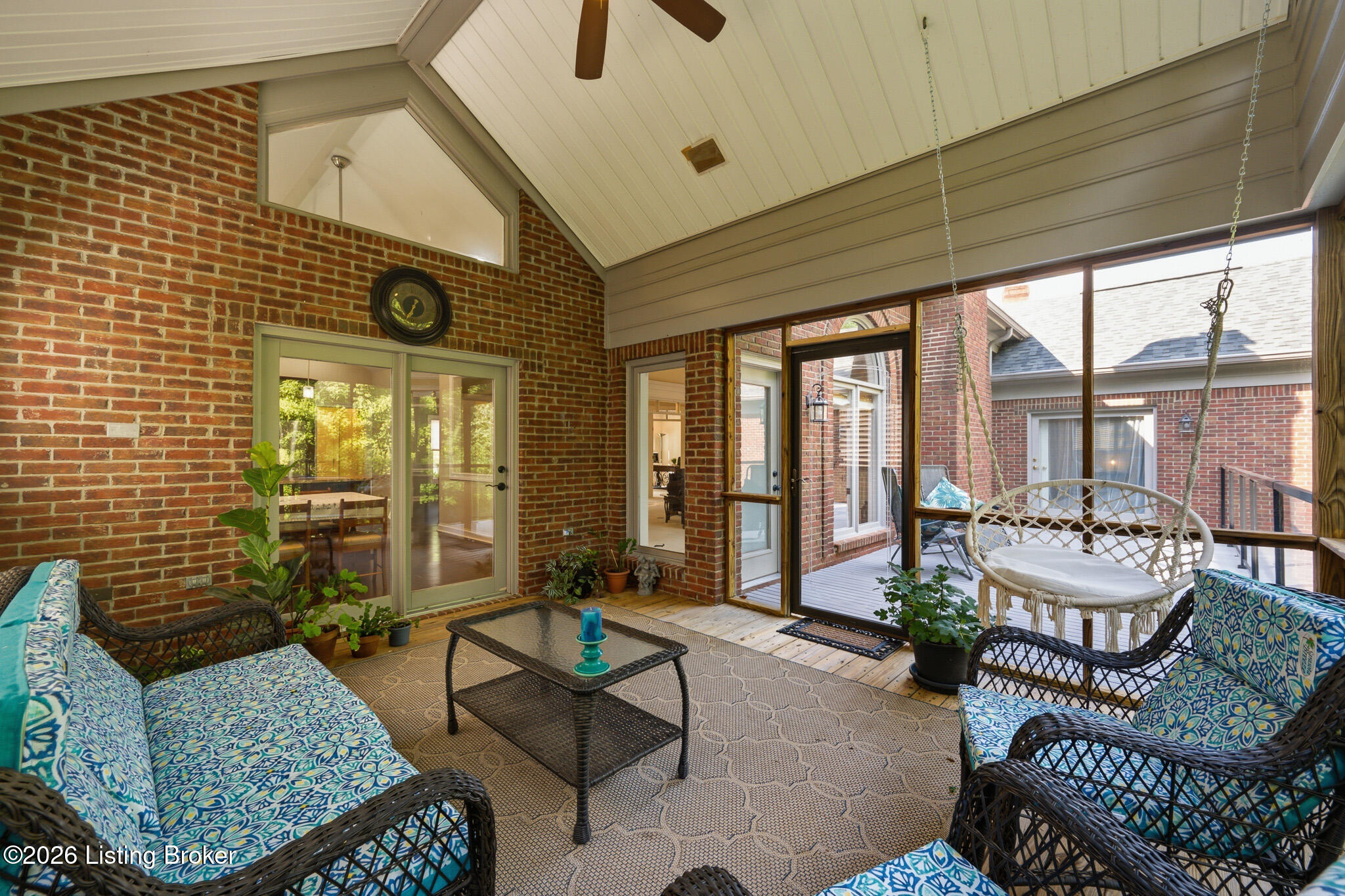 10316 Carriage House Ct