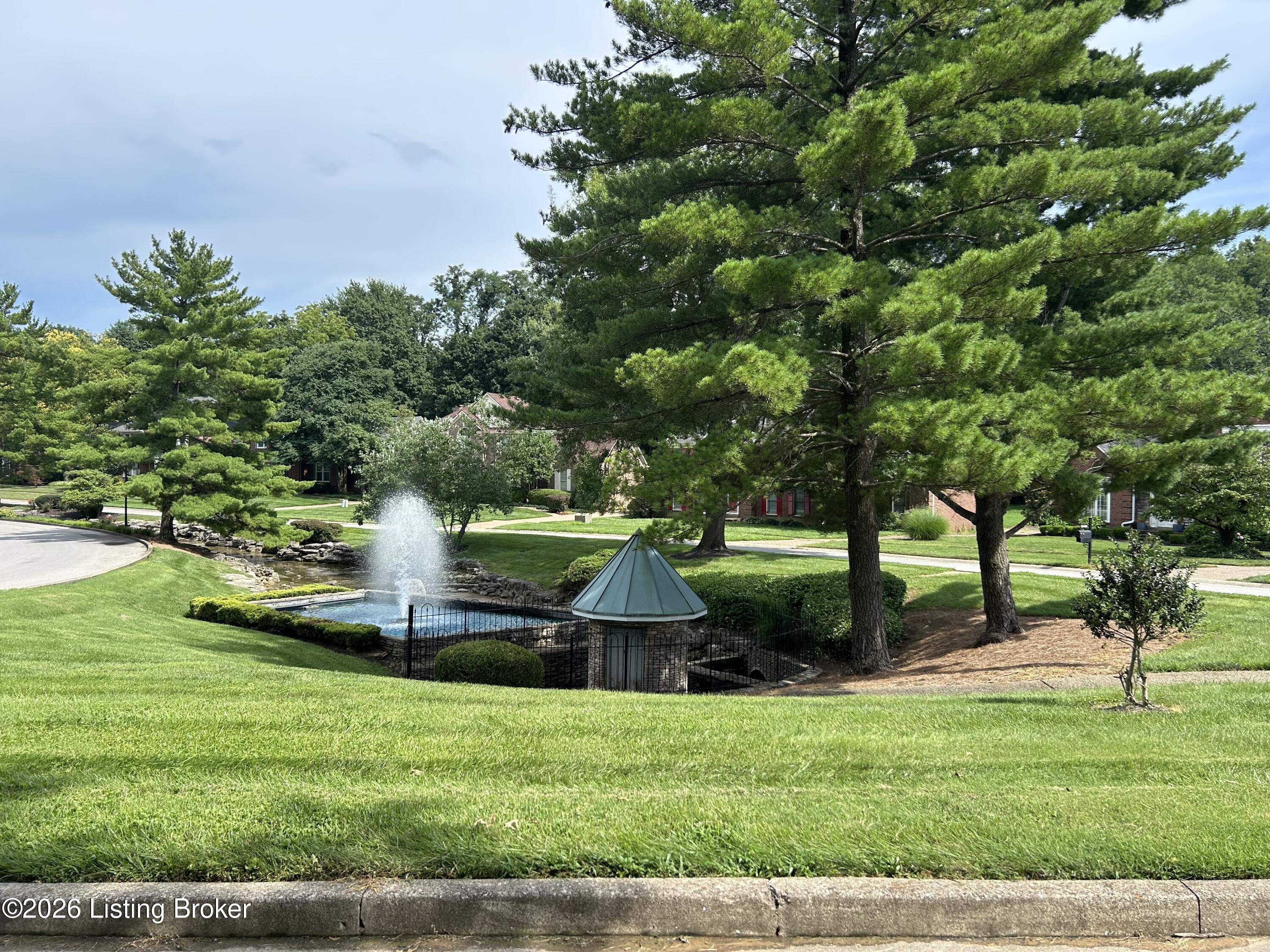 10316 Carriage House Ct