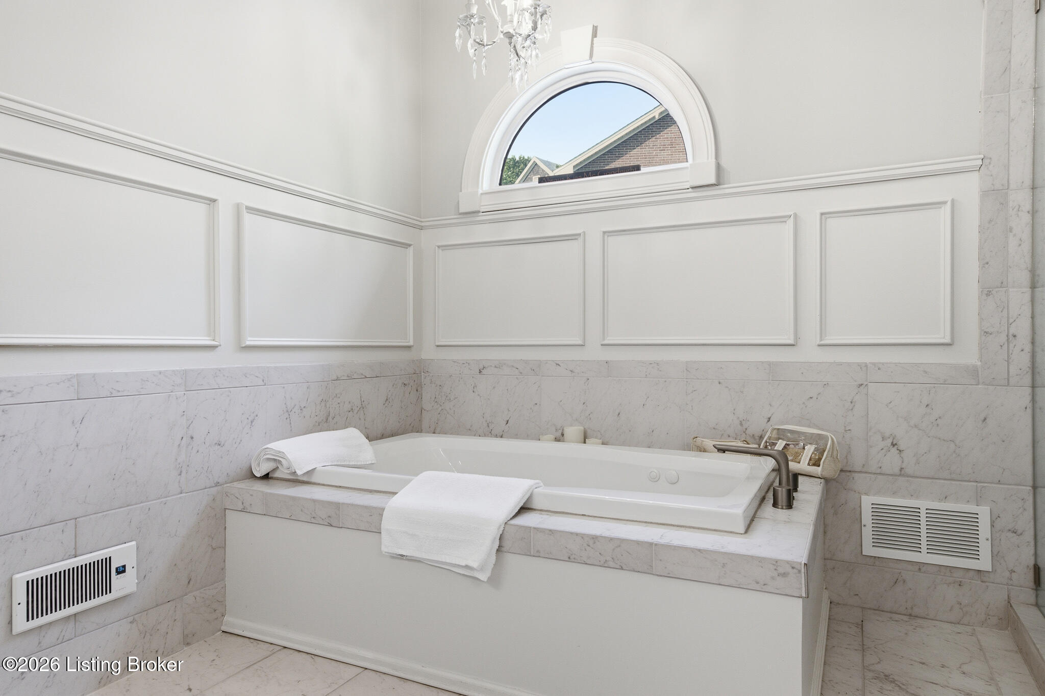 10316 Carriage House Ct