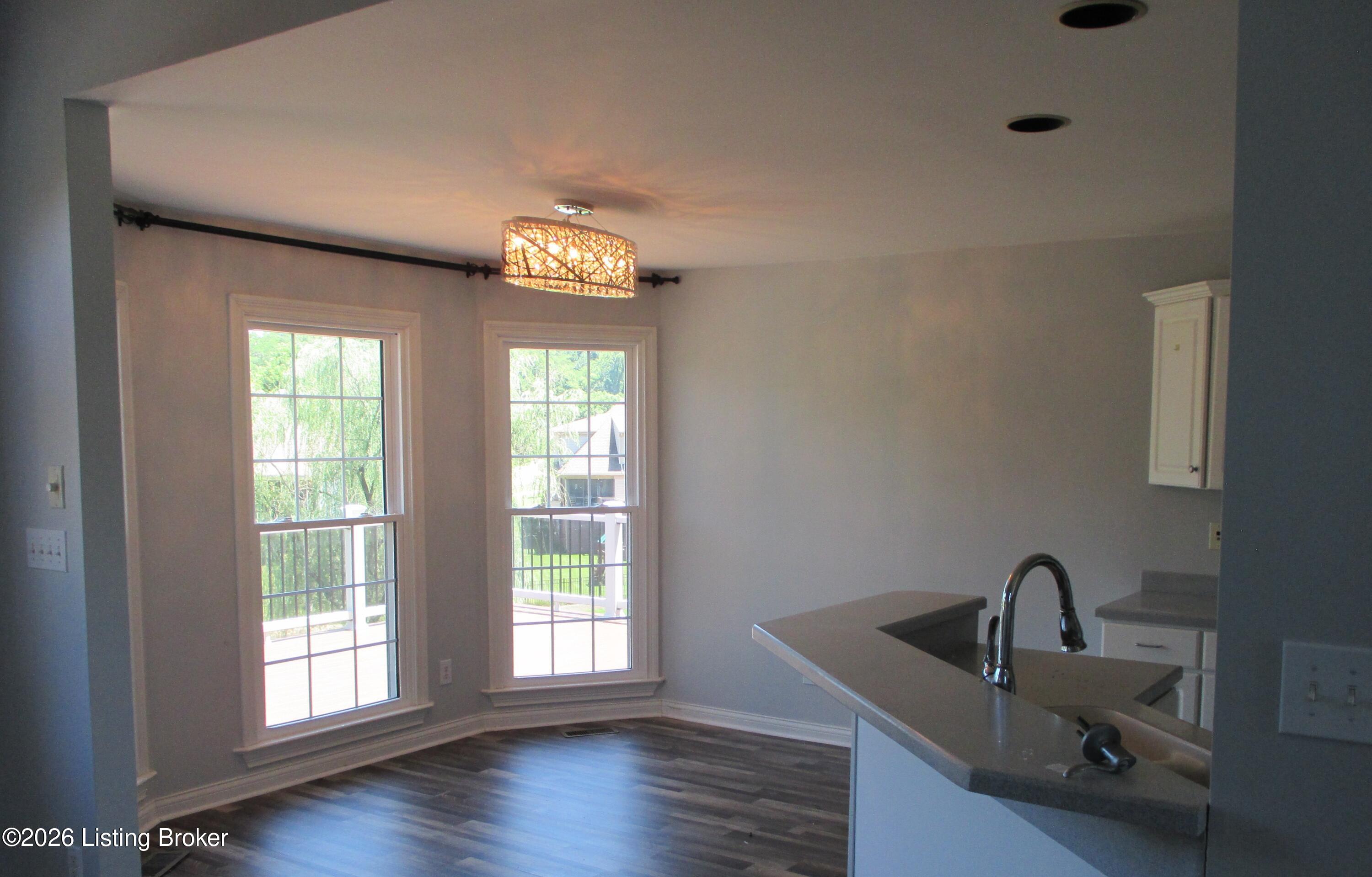 13113 Willow Forest Dr
