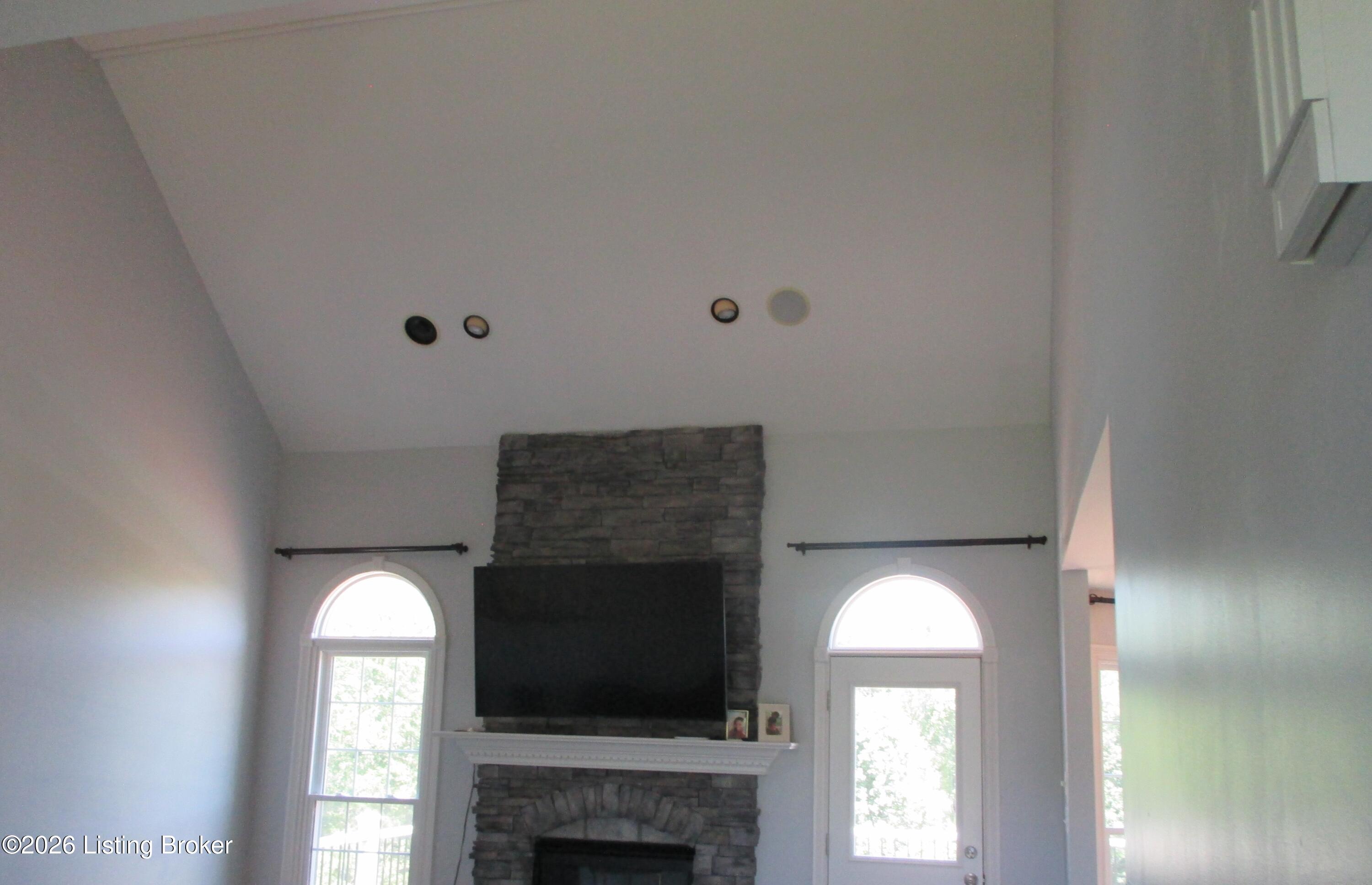13113 Willow Forest Dr