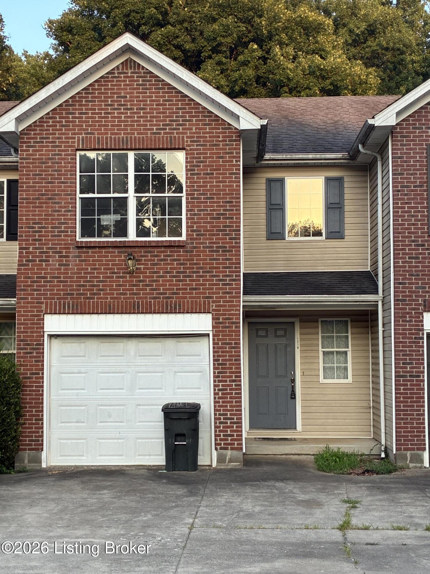 121 Ashberry Dr B