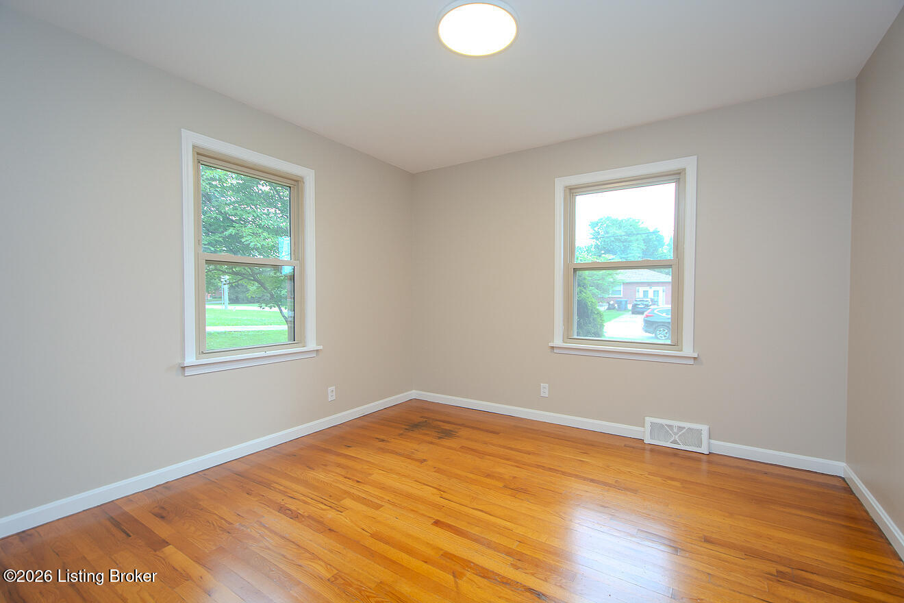 6106 Morning Glory Ln