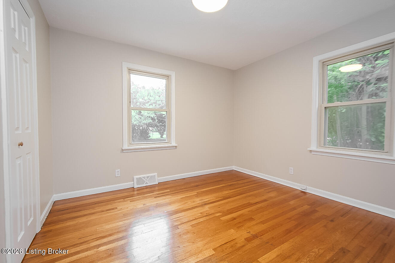 6106 Morning Glory Ln
