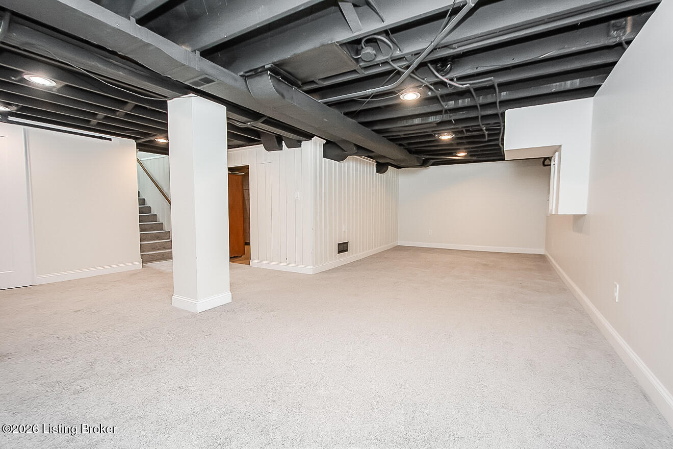 4214 Churchill Rd