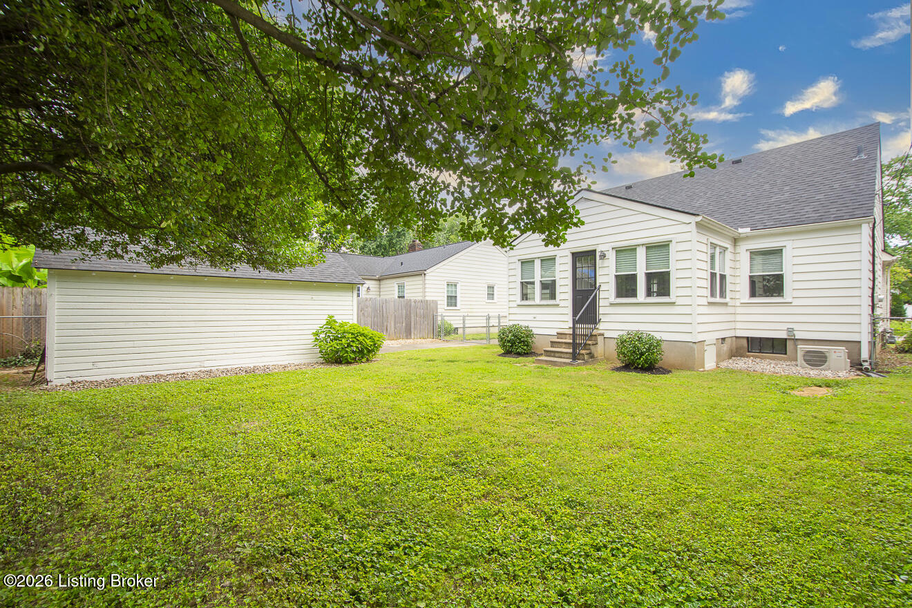 4214 Churchill Rd