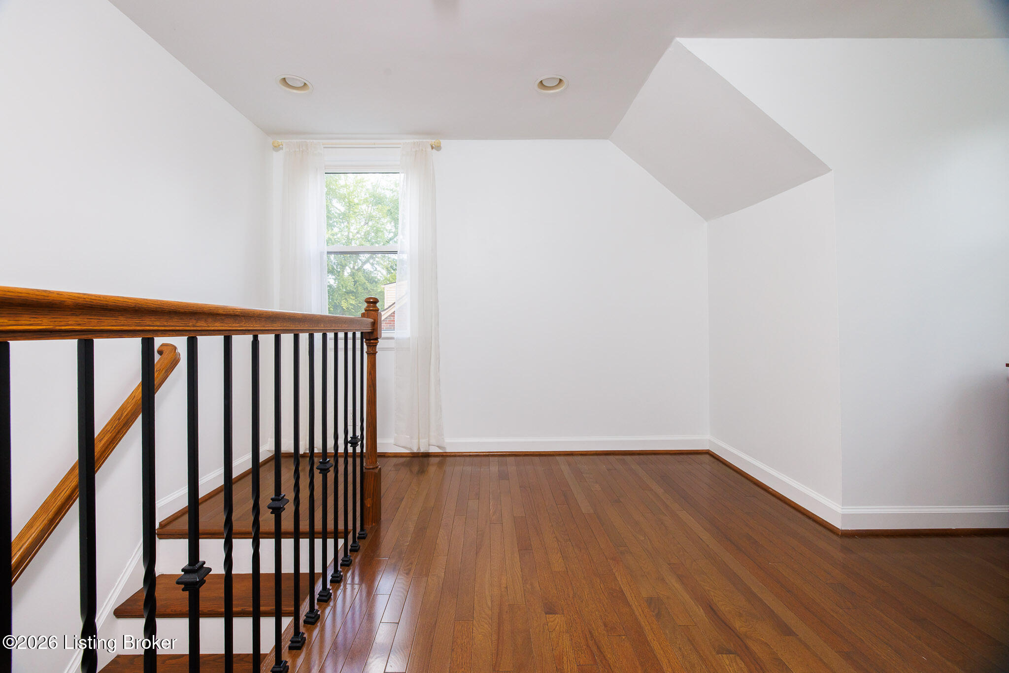 212 Sage Rd