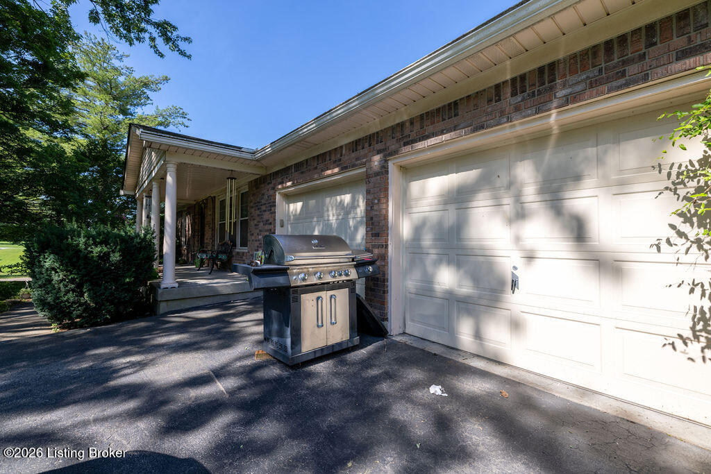 179 Paula Ln
