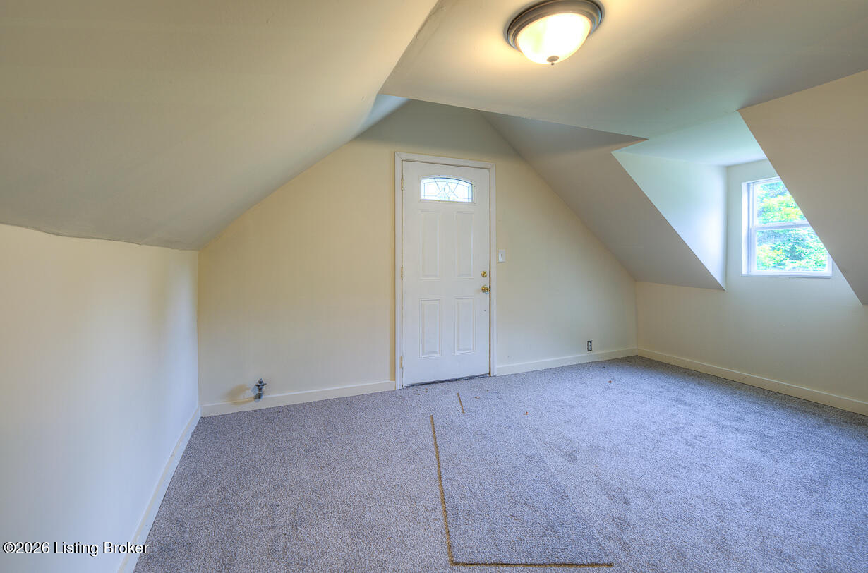 1536 Eskridge Ln
