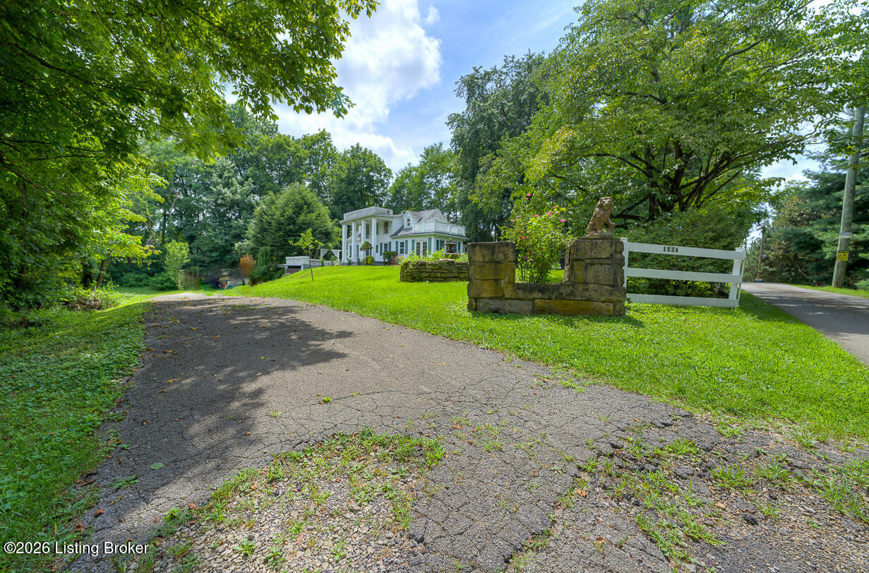 1536 Eskridge Ln