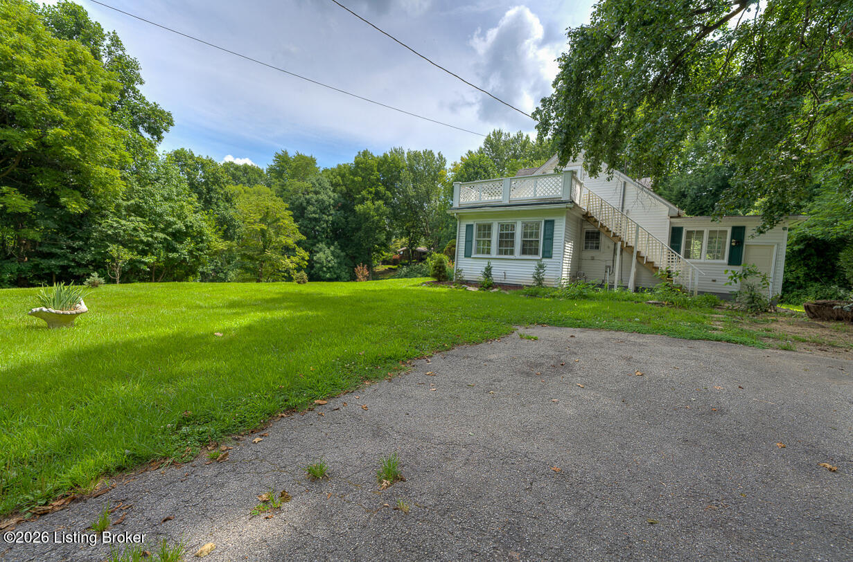 1536 Eskridge Ln