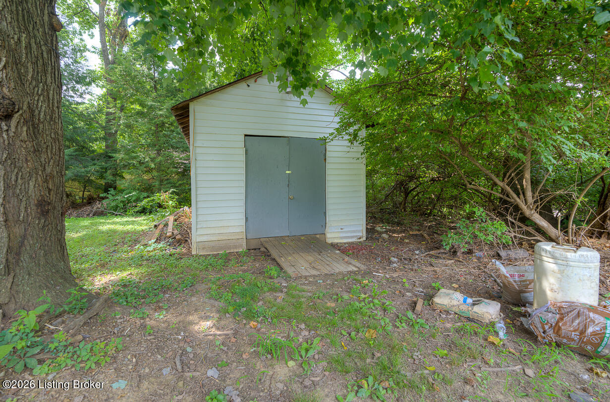 1536 Eskridge Ln