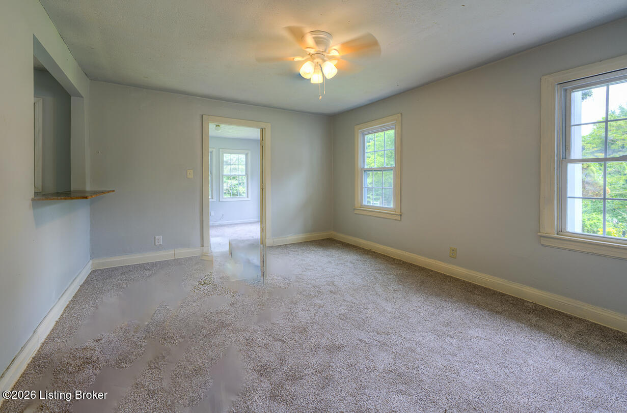 1536 Eskridge Ln