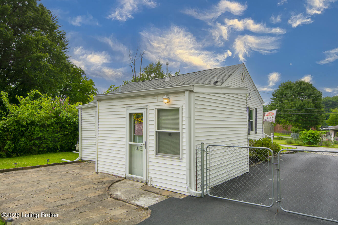 4507 Hazelwood Ave