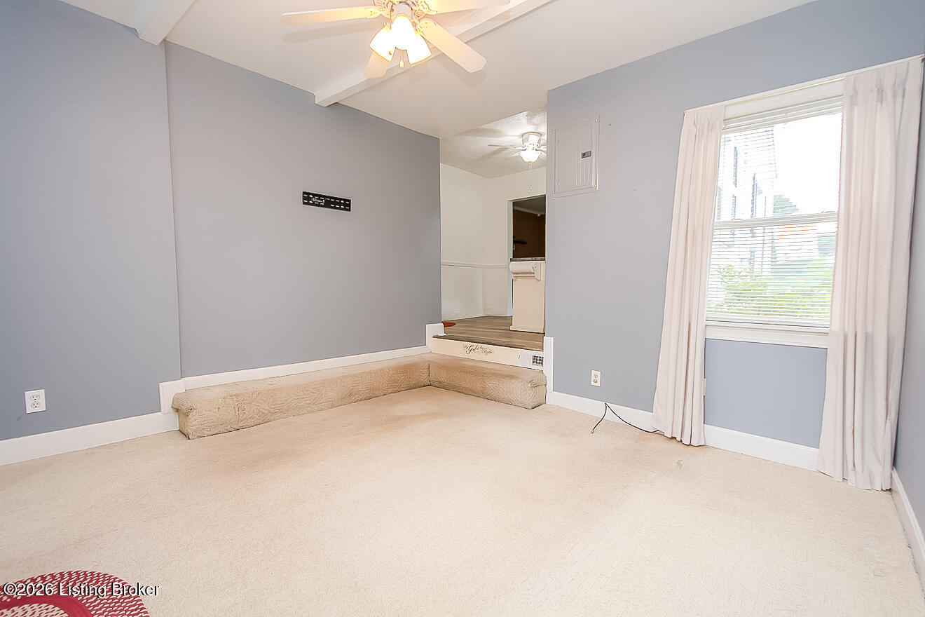 4507 Hazelwood Ave