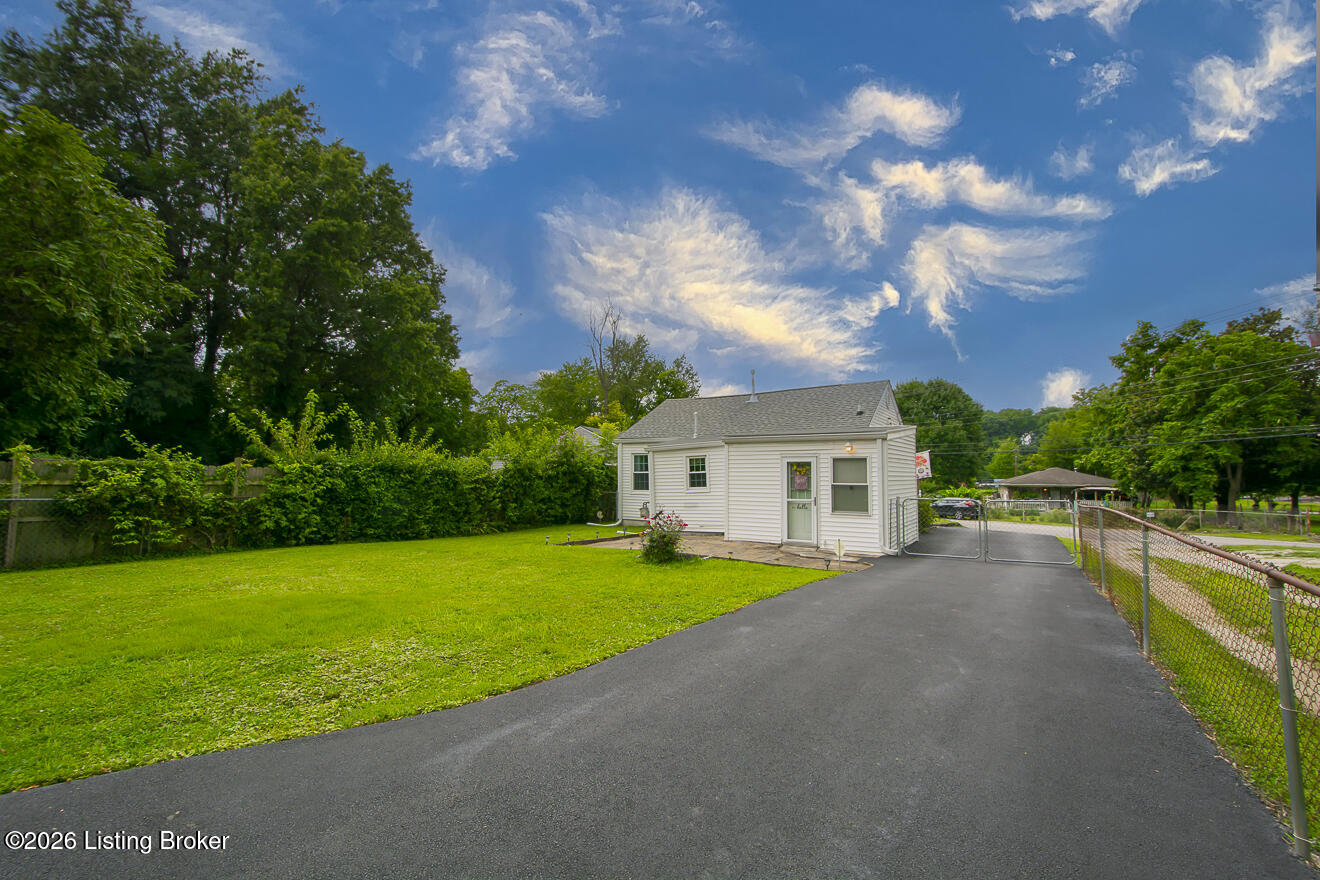 4507 Hazelwood Ave
