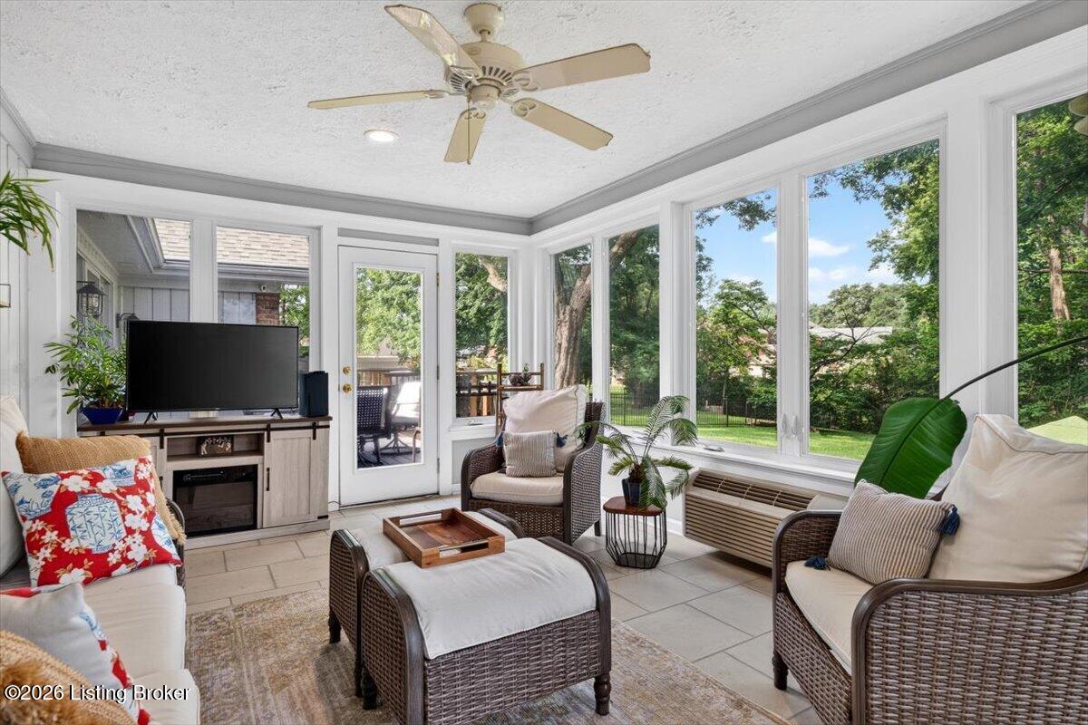 302 Blue Ridge Rd