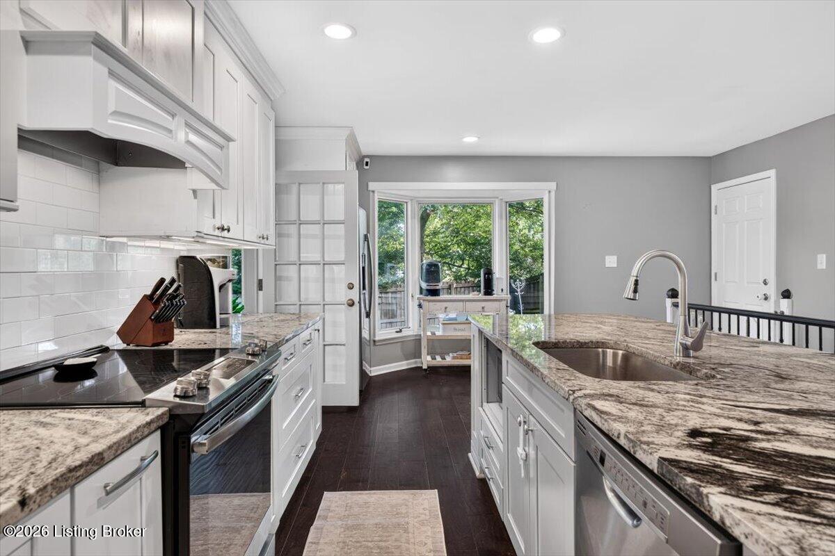 302 Blue Ridge Rd