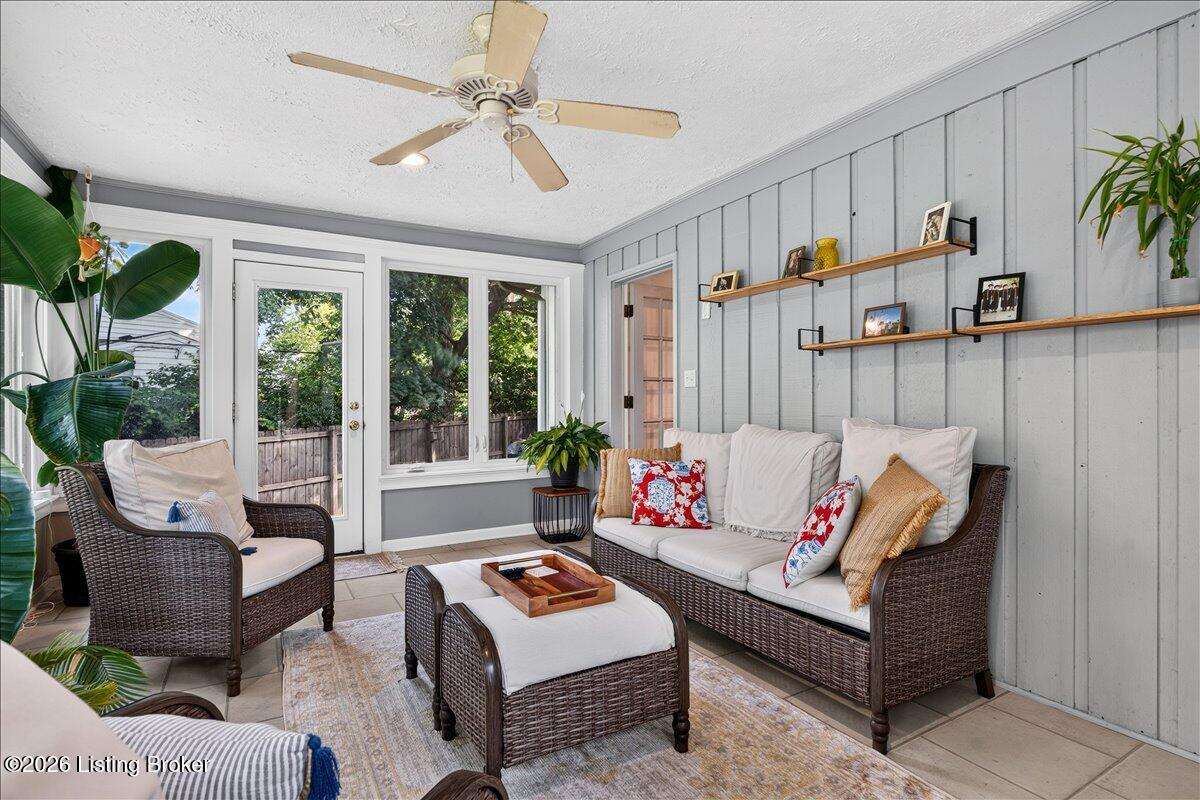 302 Blue Ridge Rd