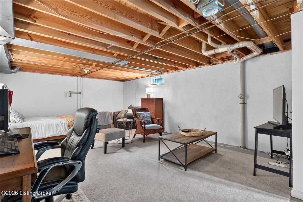 302 Blue Ridge Rd