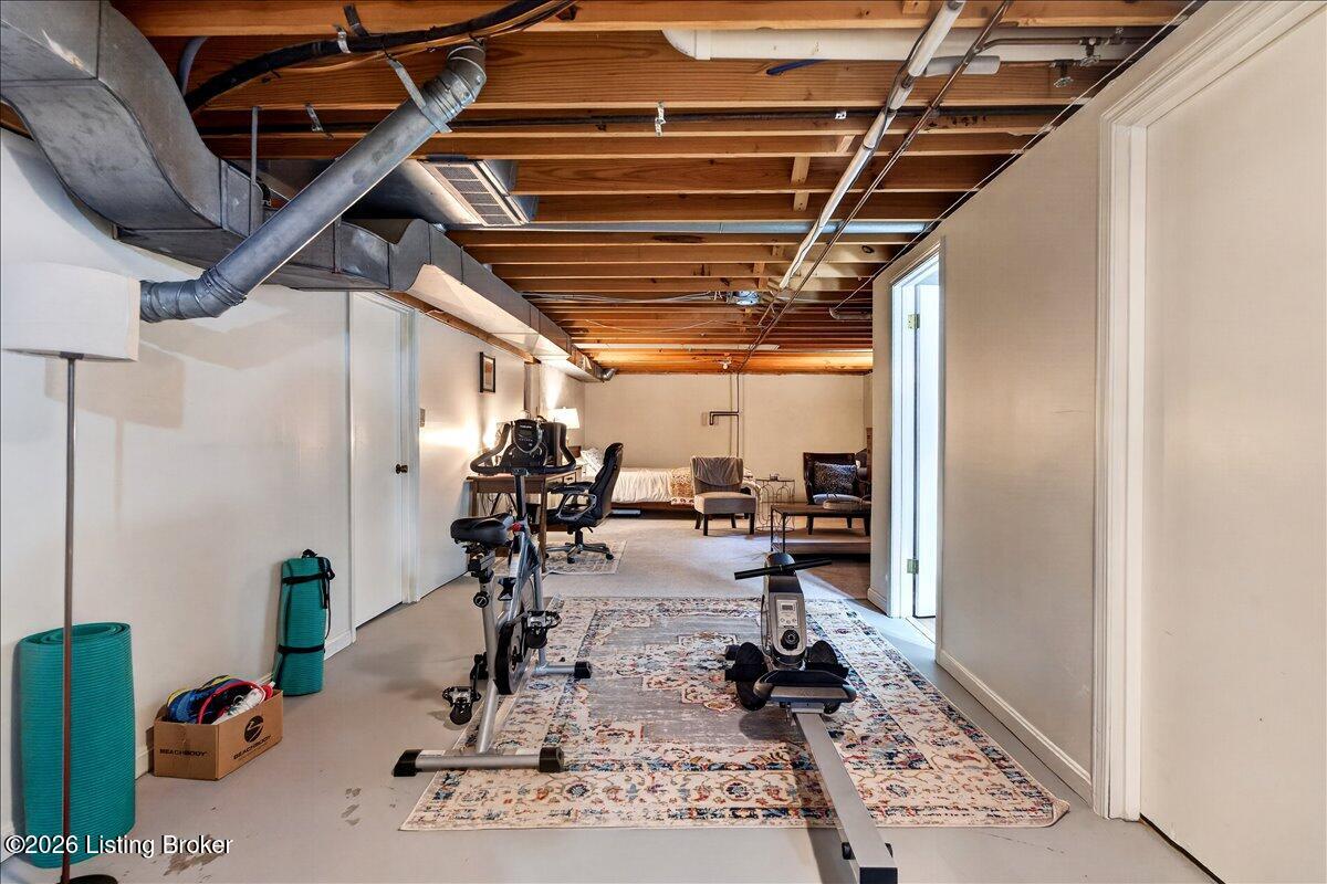 302 Blue Ridge Rd