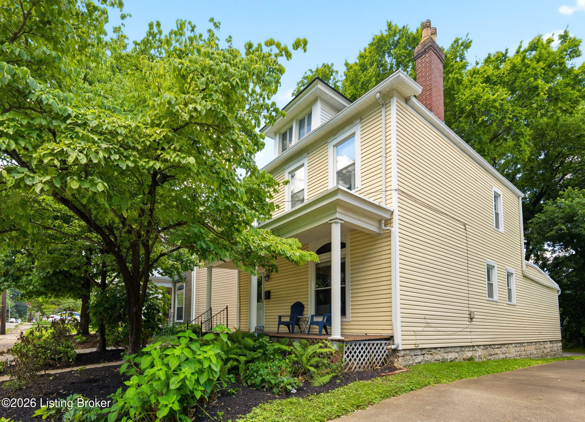 172 N Bellaire Ave
