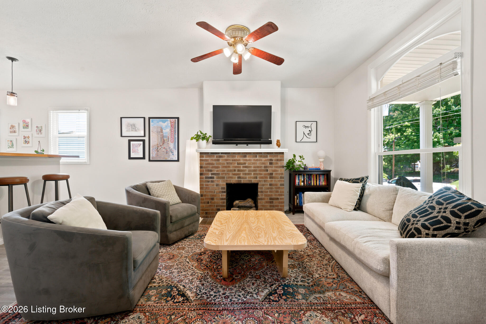 172 N Bellaire Ave