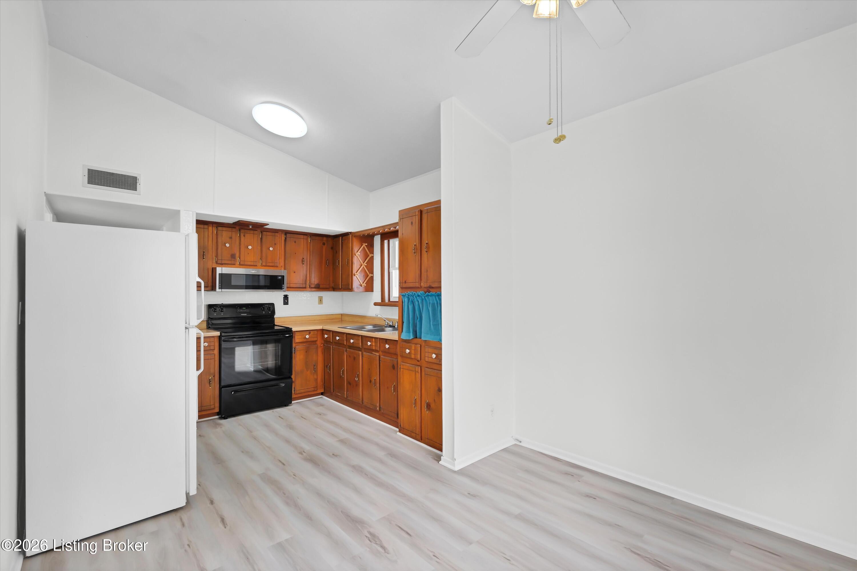 13315 Horncastle Way