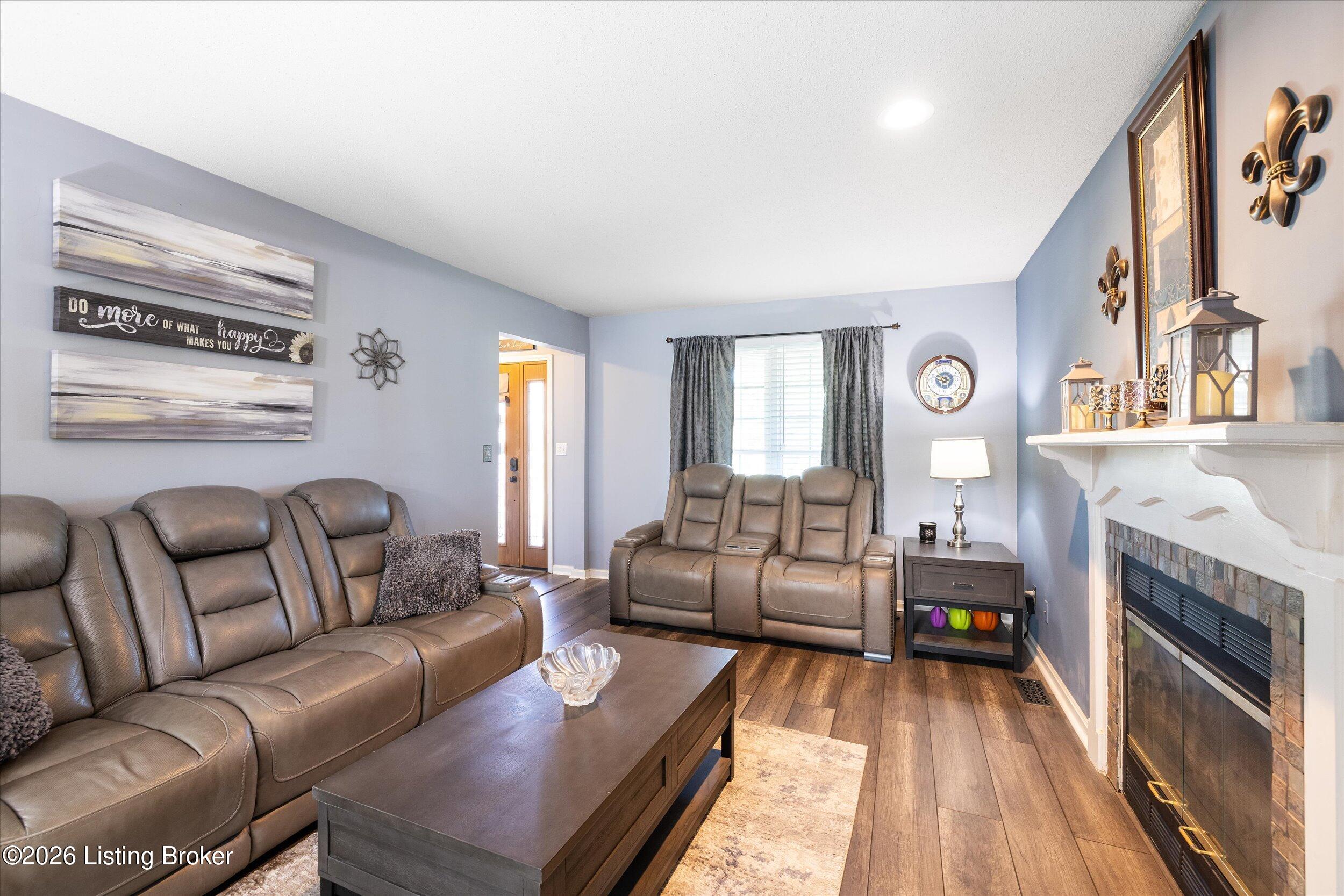 9303 Colonel Cummins Rd