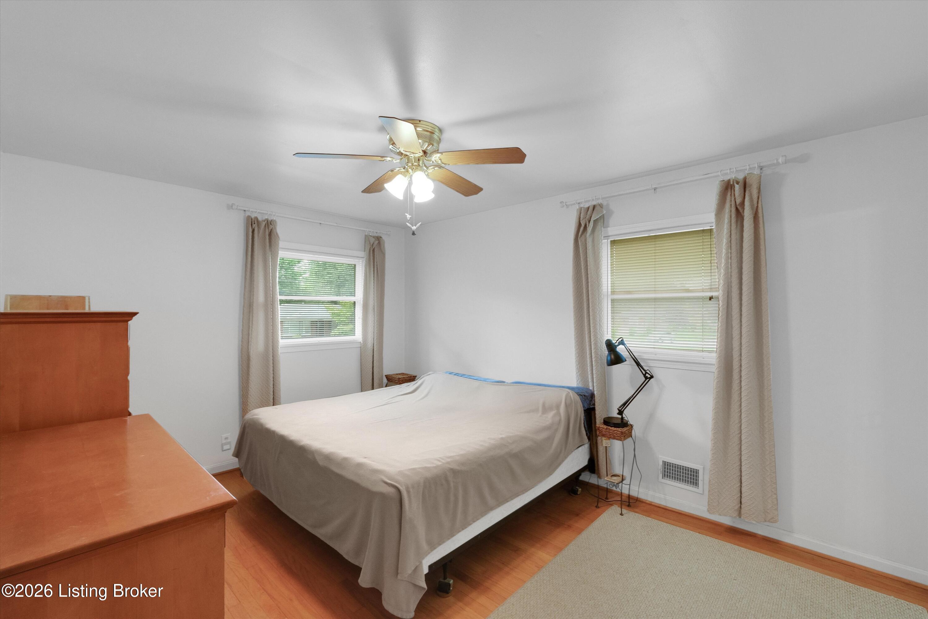 4011 Mamaroneck Rd