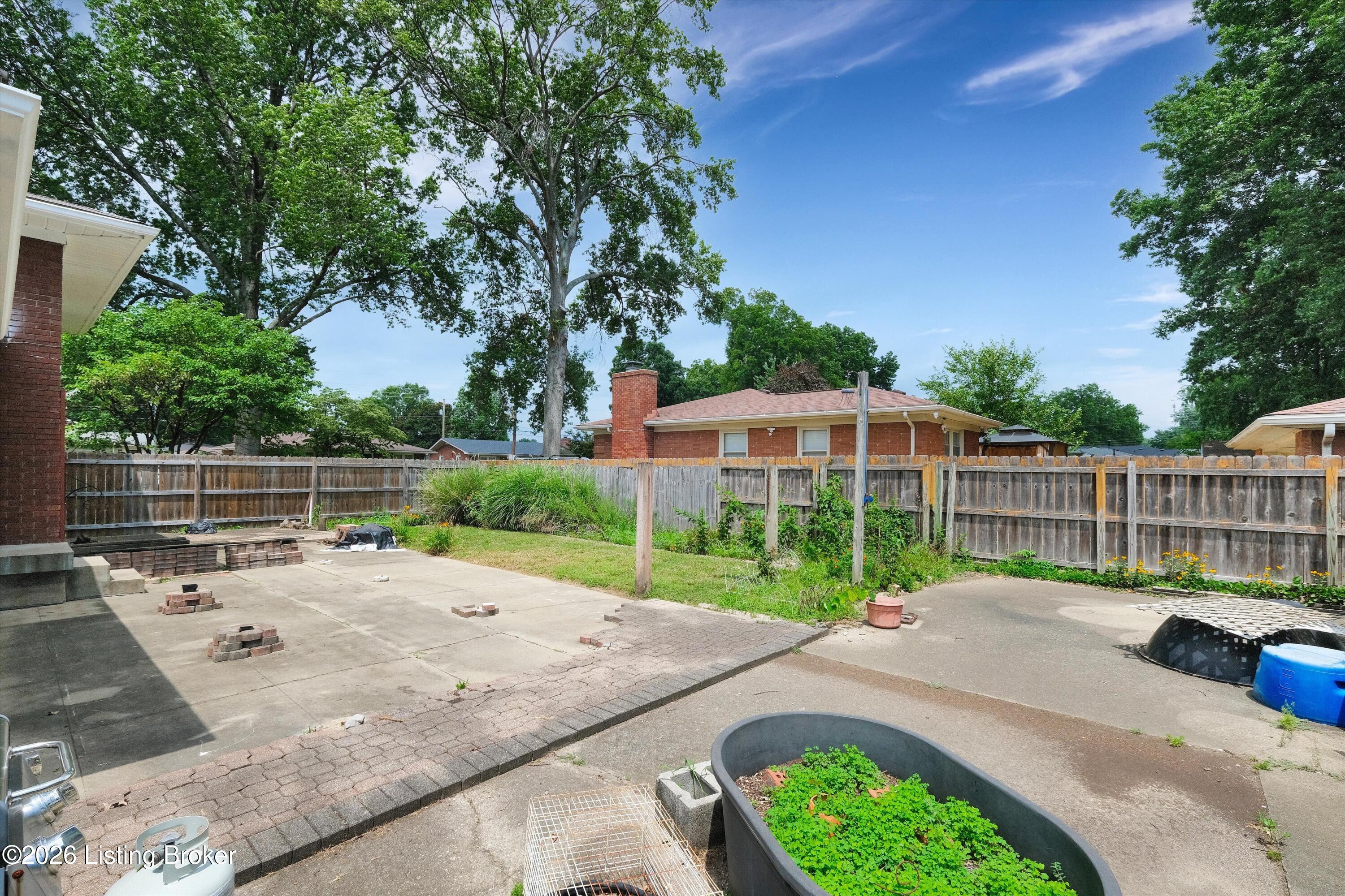 4011 Mamaroneck Rd