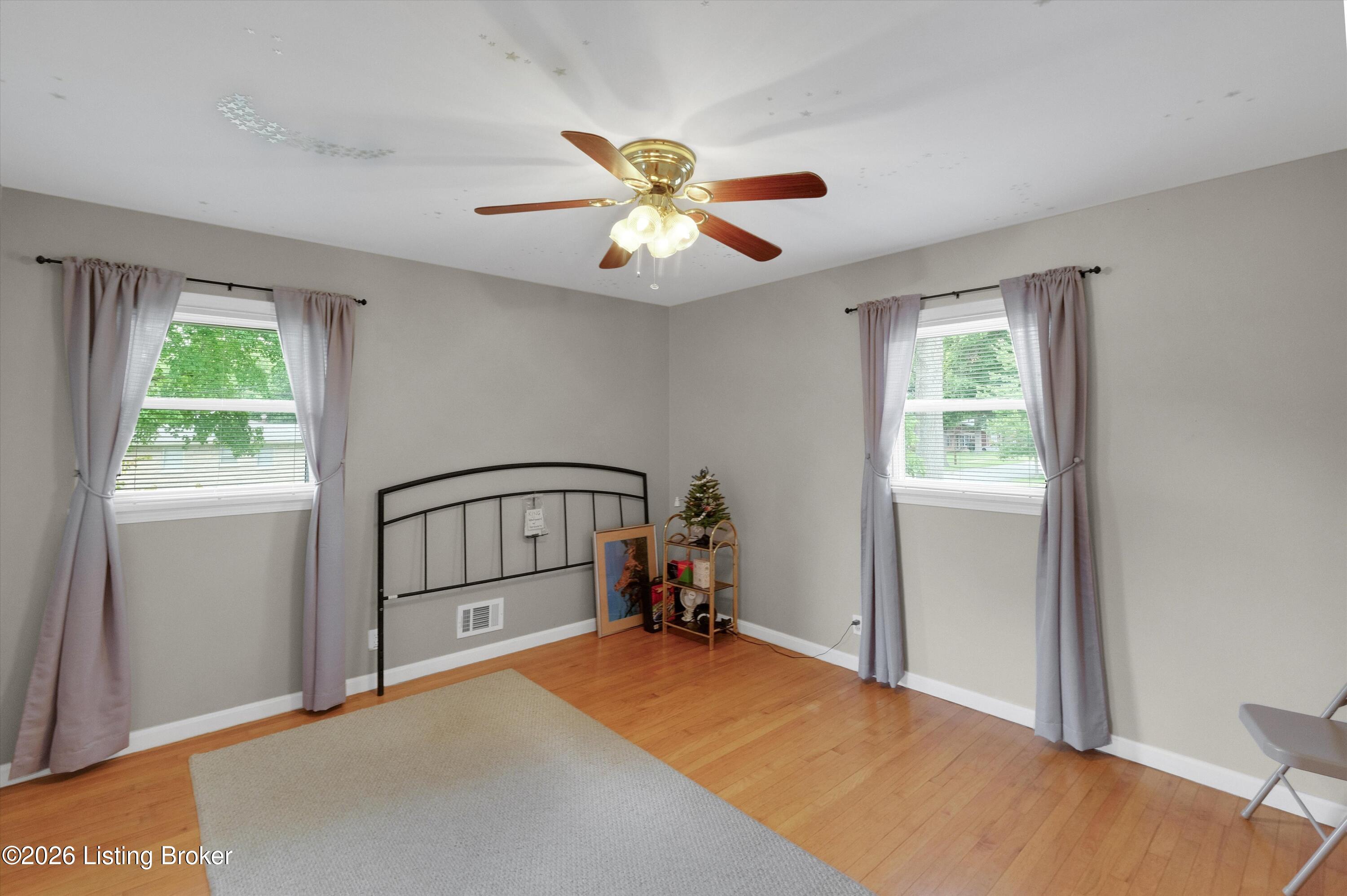 4011 Mamaroneck Rd