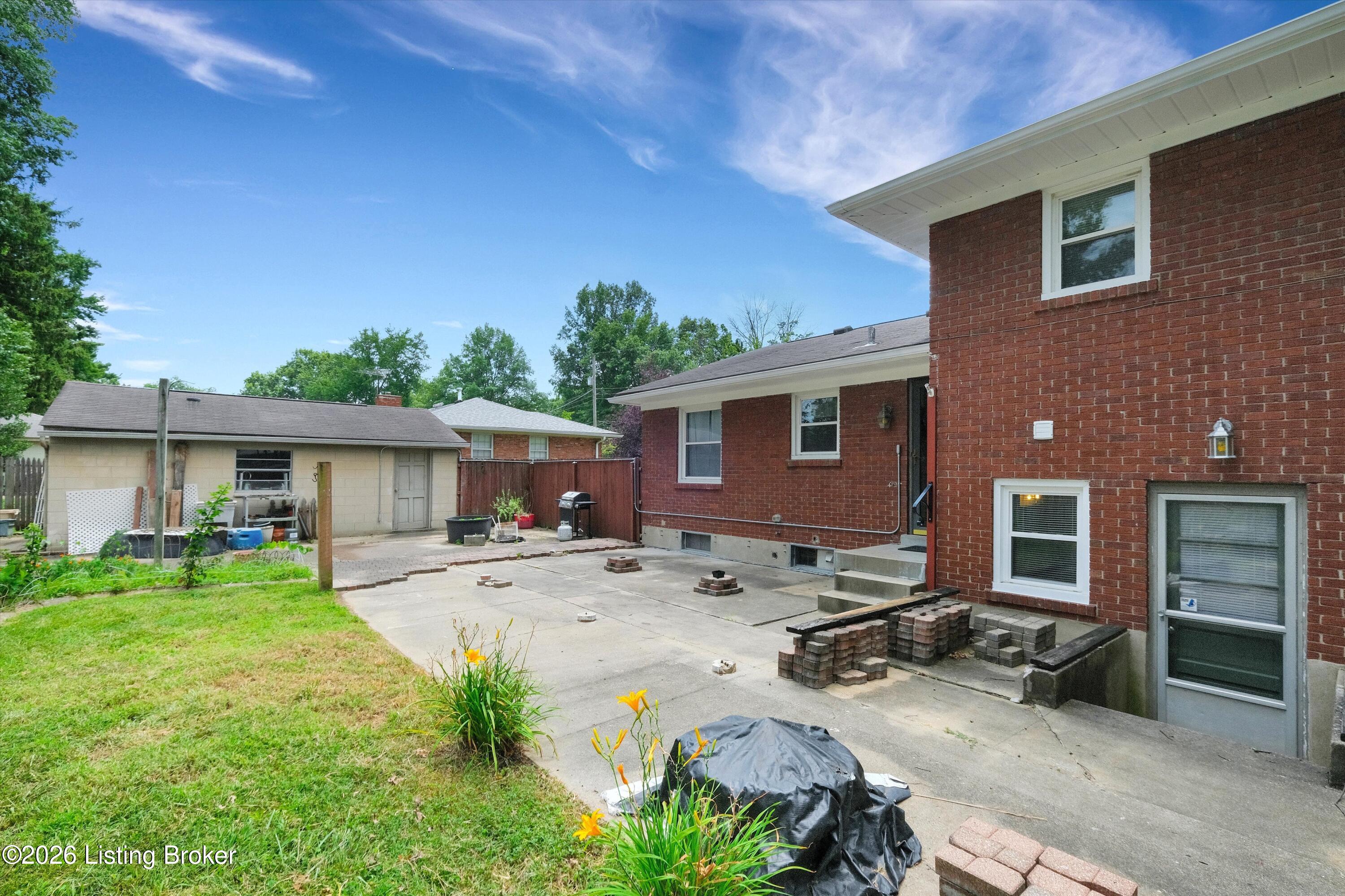 4011 Mamaroneck Rd