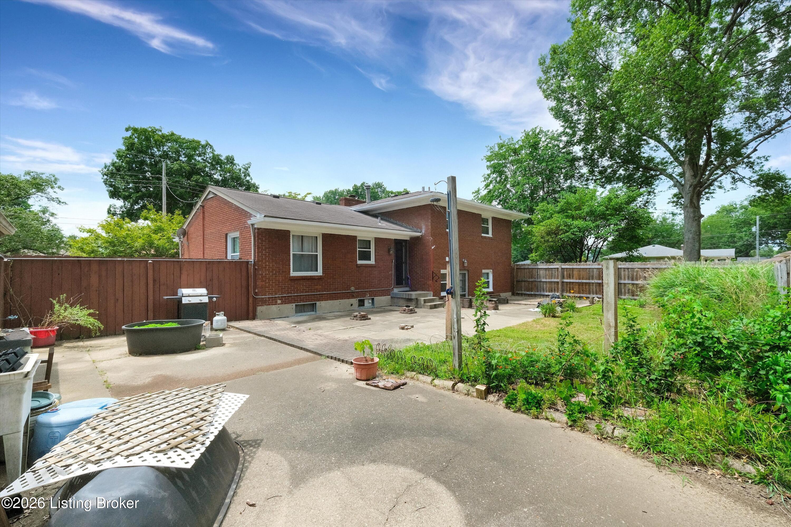 4011 Mamaroneck Rd