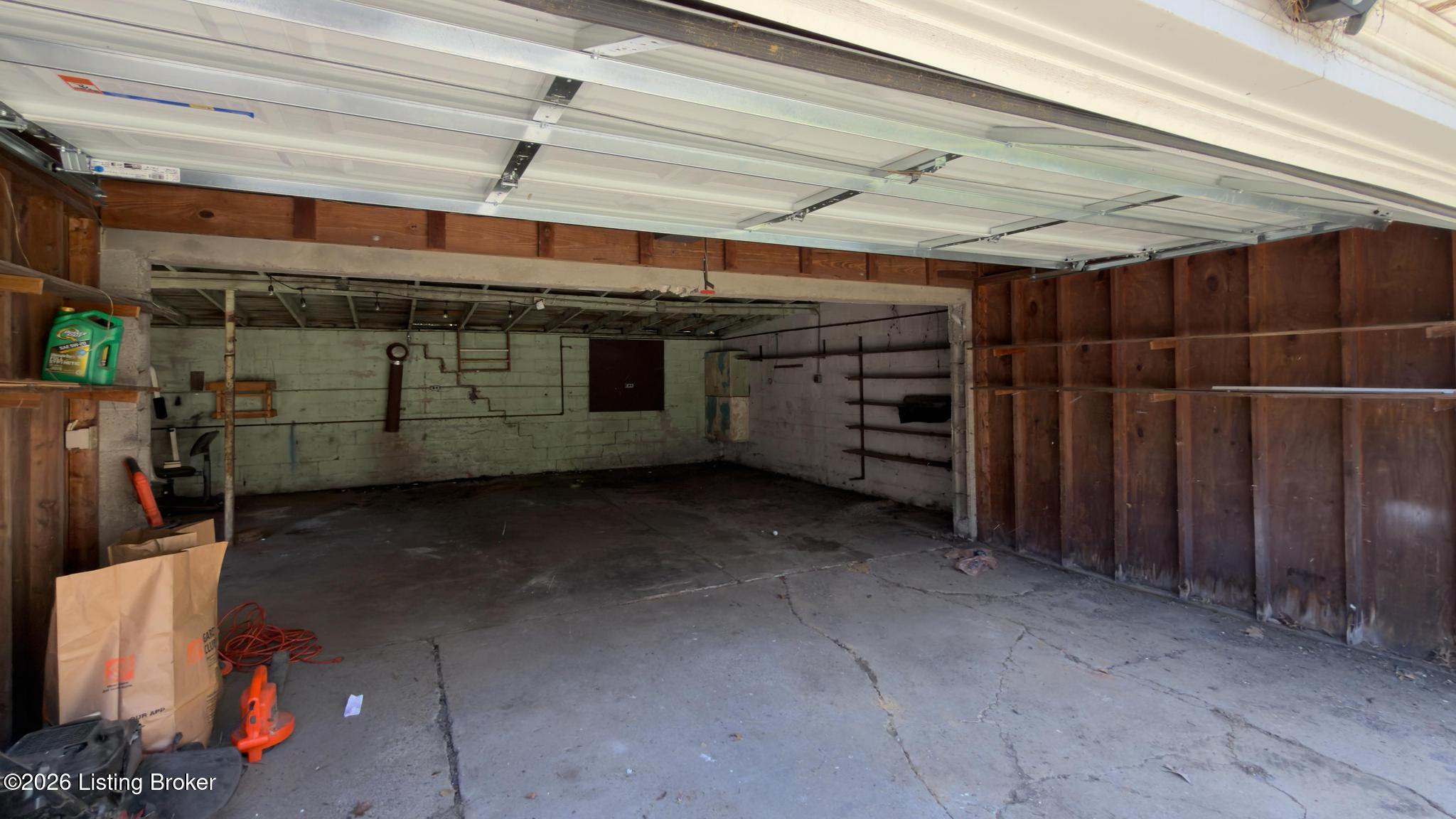 2412 Bradley Ave