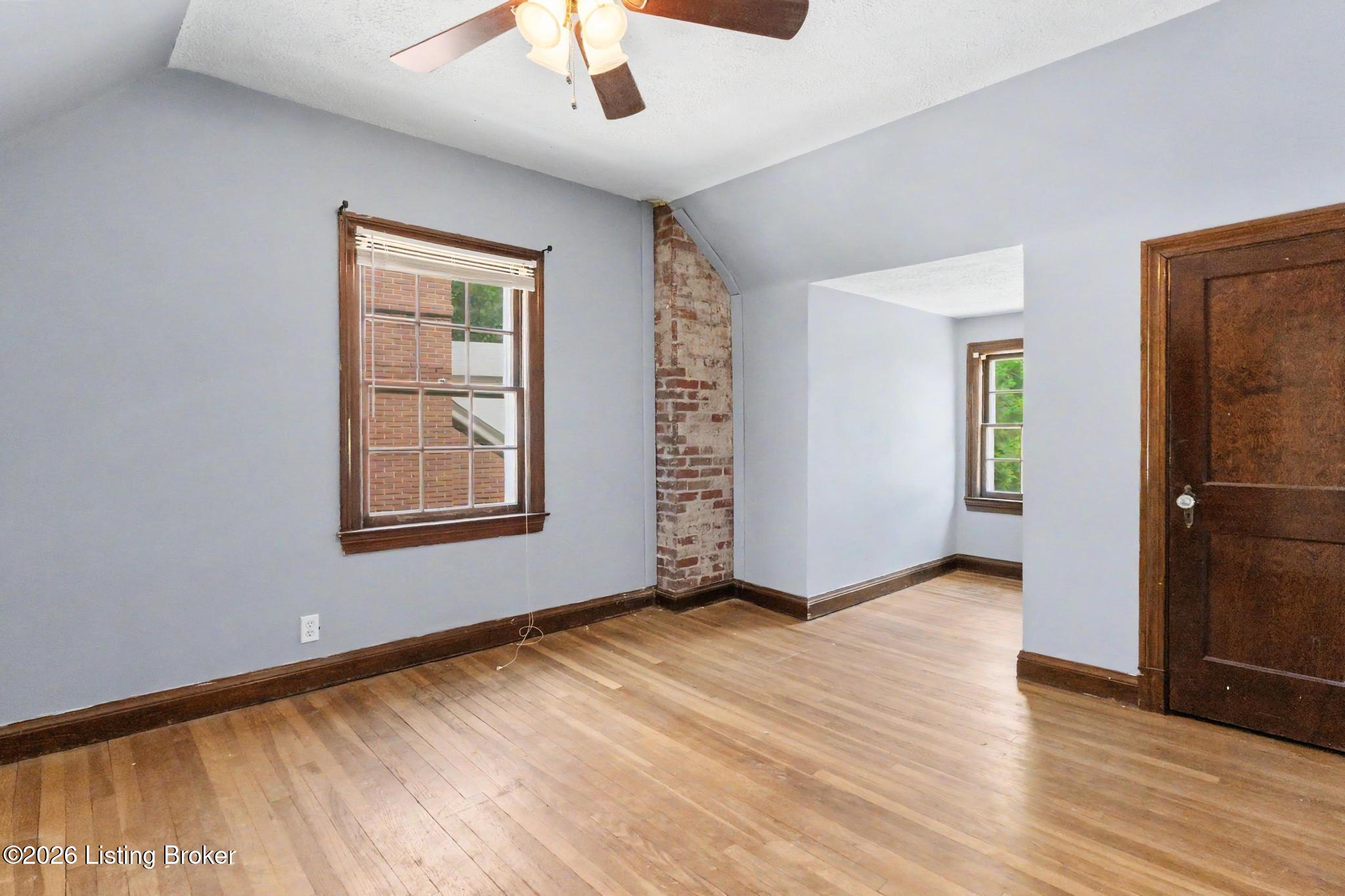 2412 Bradley Ave