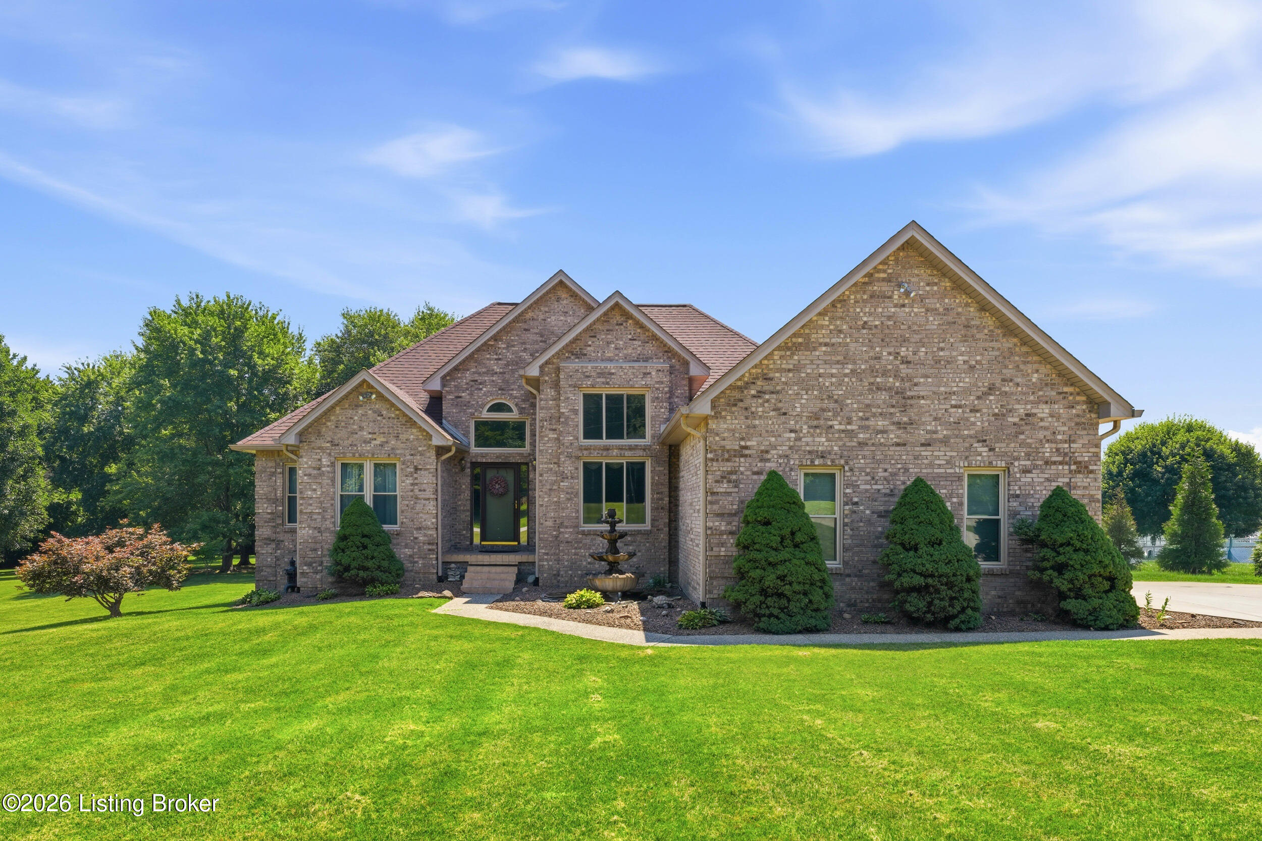 360 Aquaview Dr