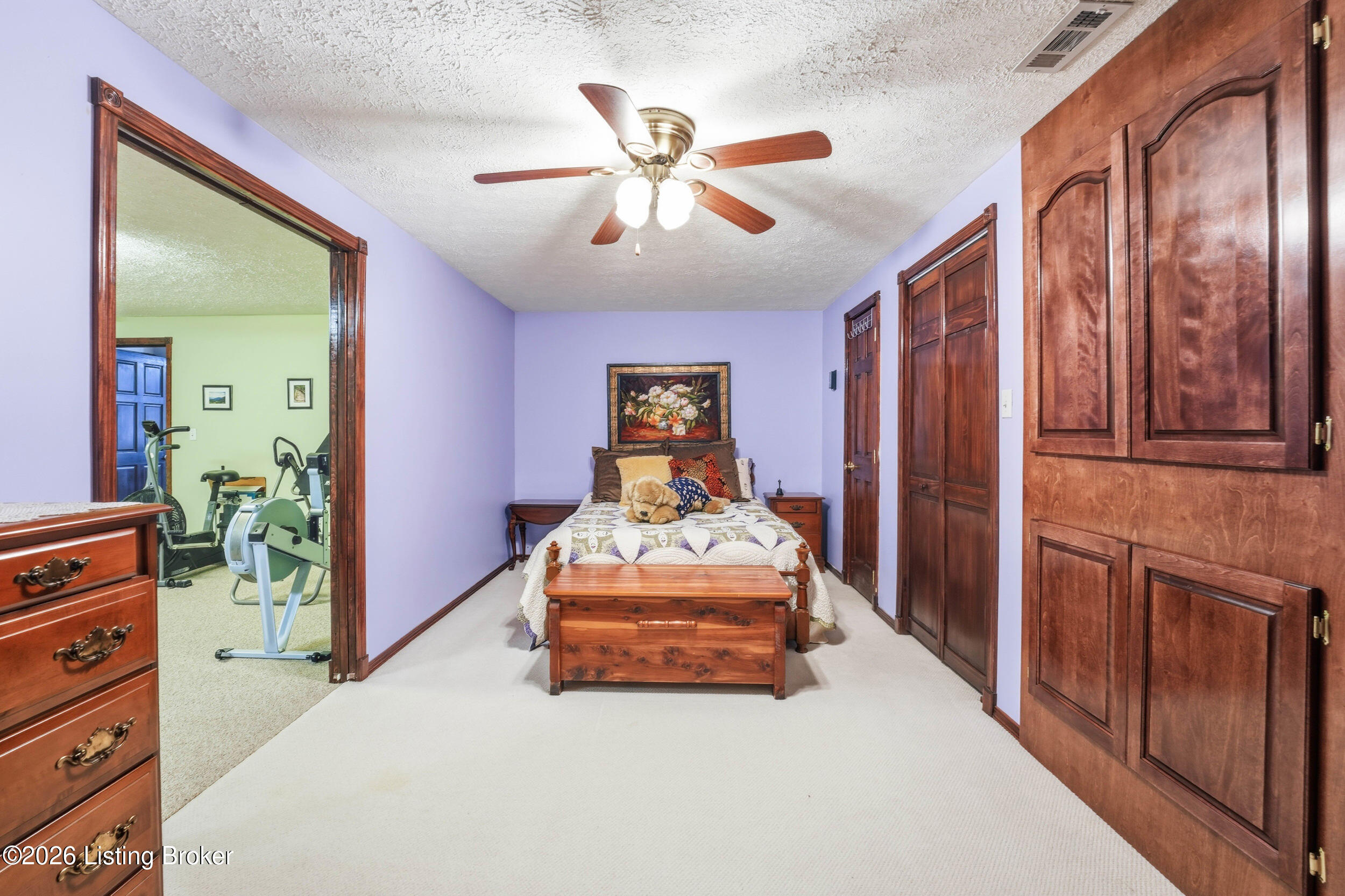 360 Aquaview Dr