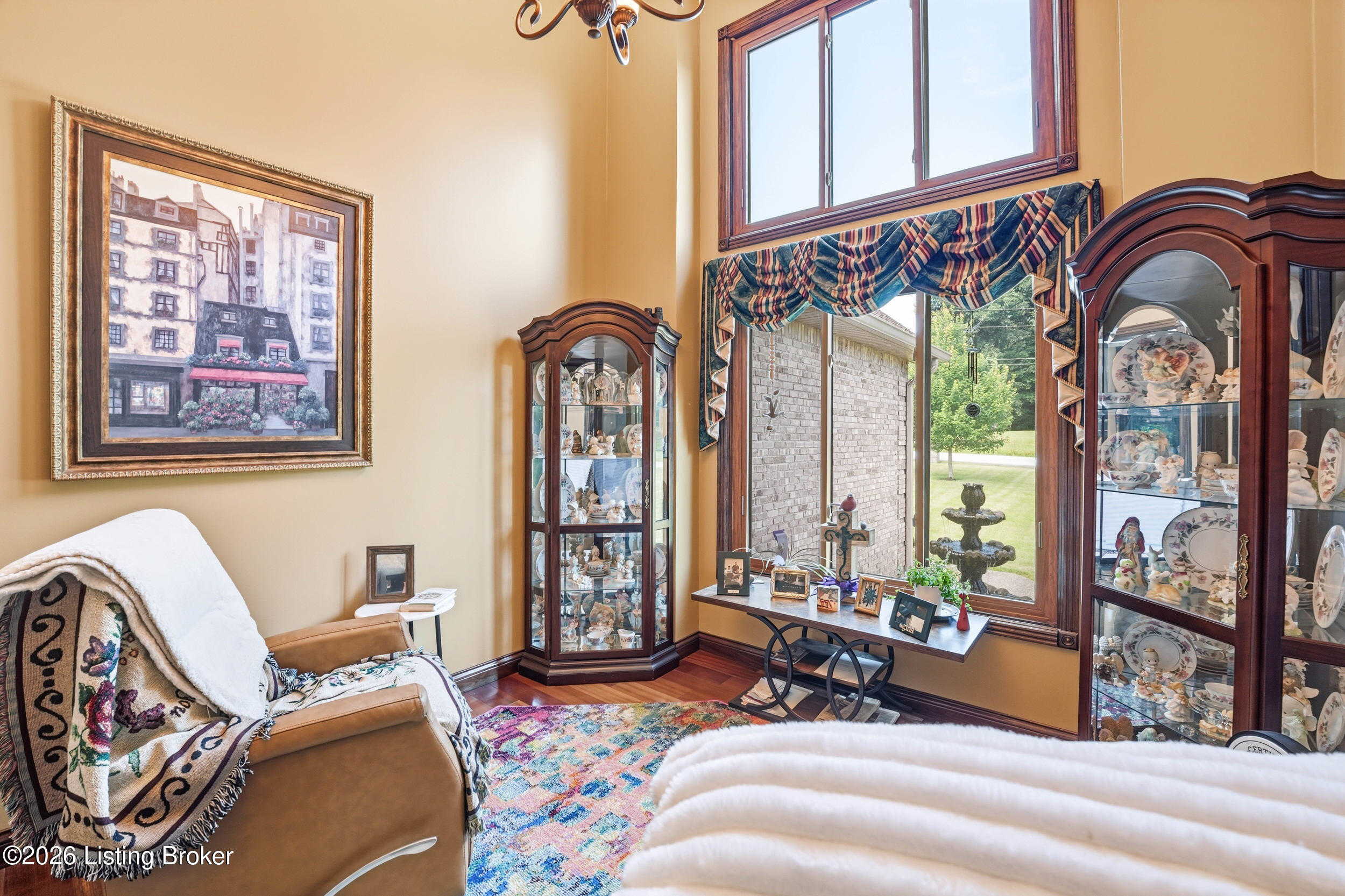 360 Aquaview Dr