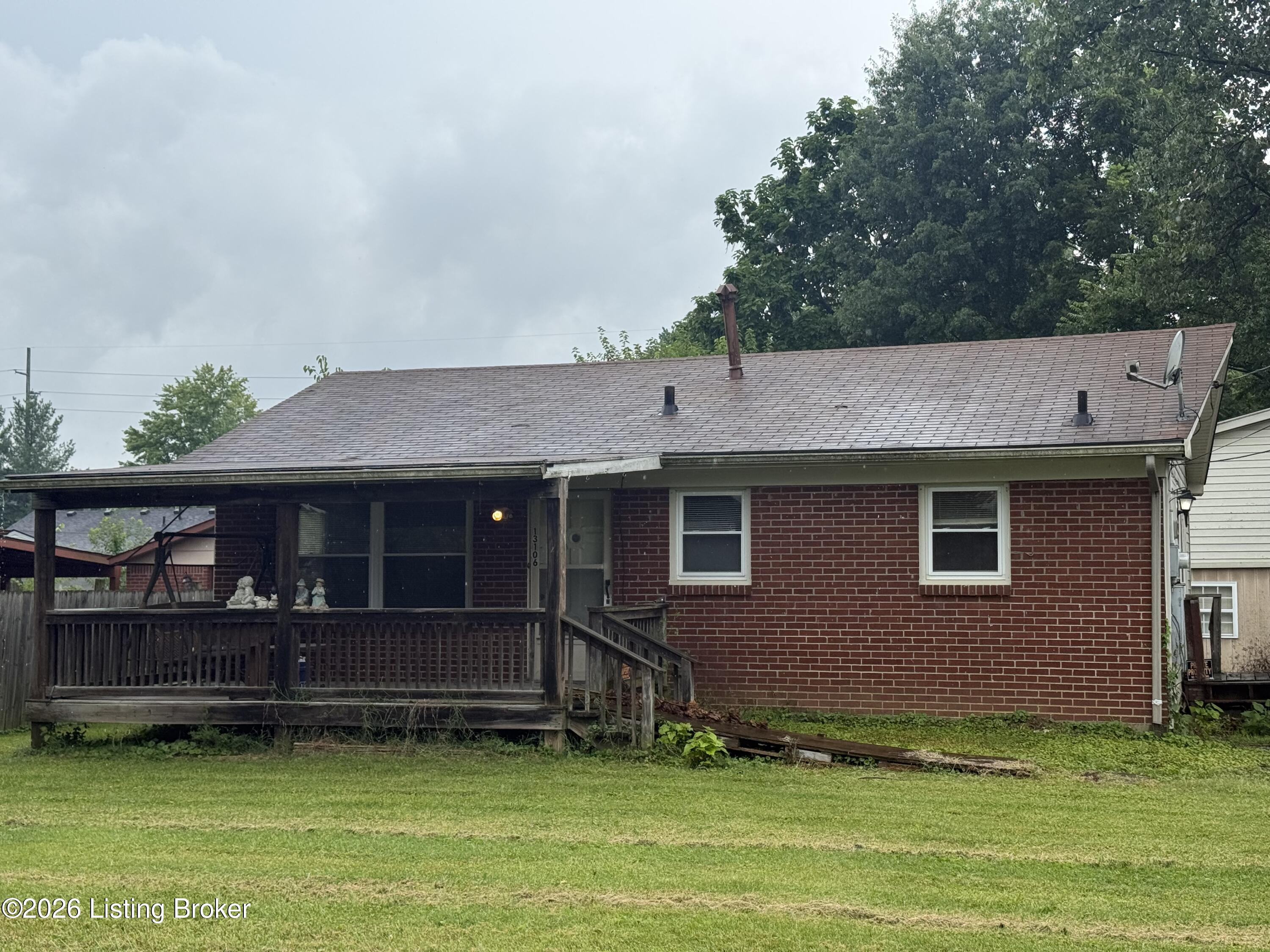 13106 Meadowlawn Dr