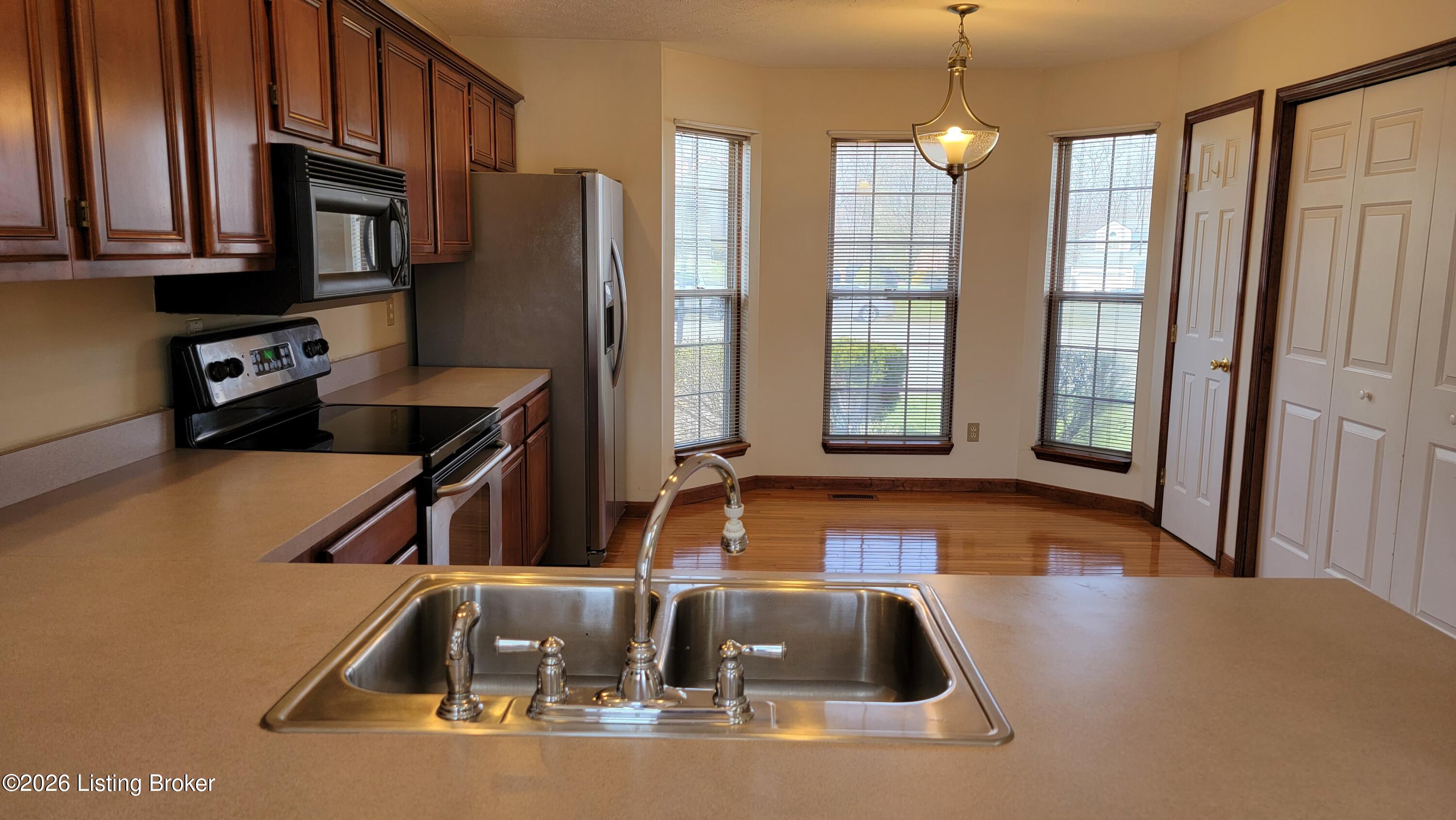 10313 Chimney Ridge Ct