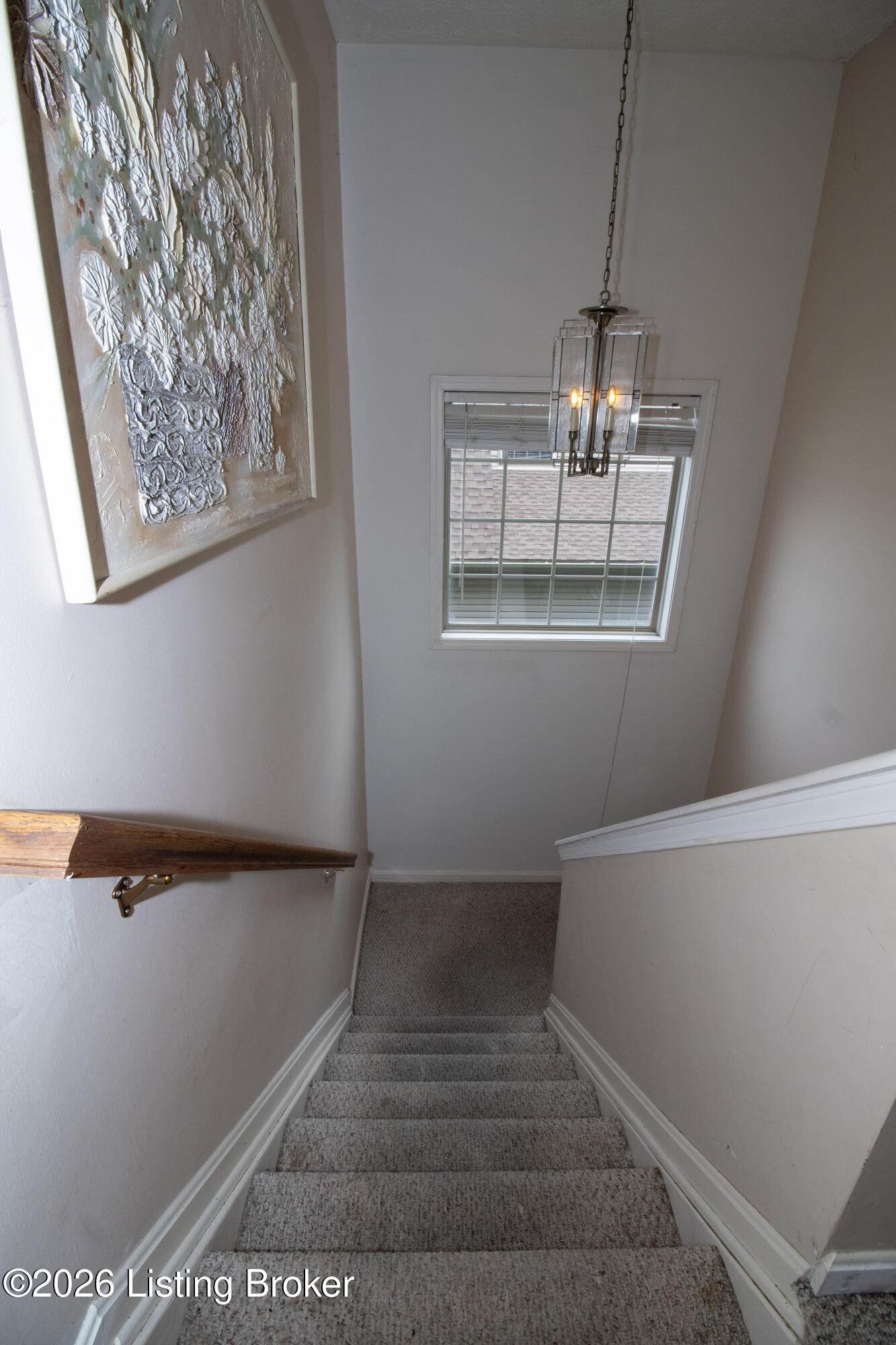 930 Woodland Ridge Cir