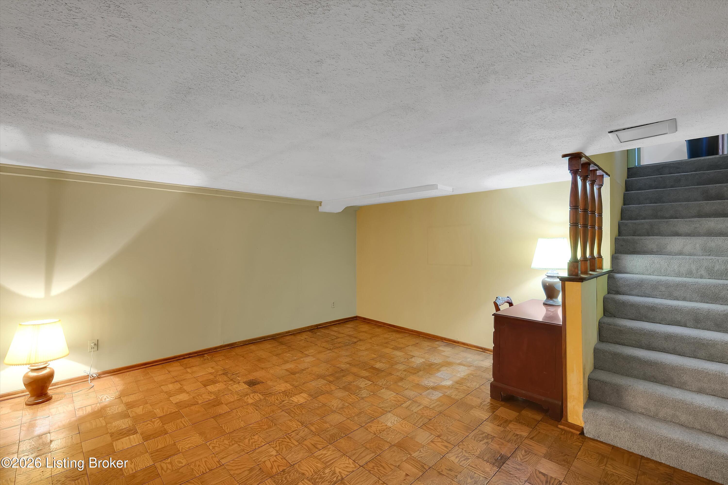 204 Biltmore Rd