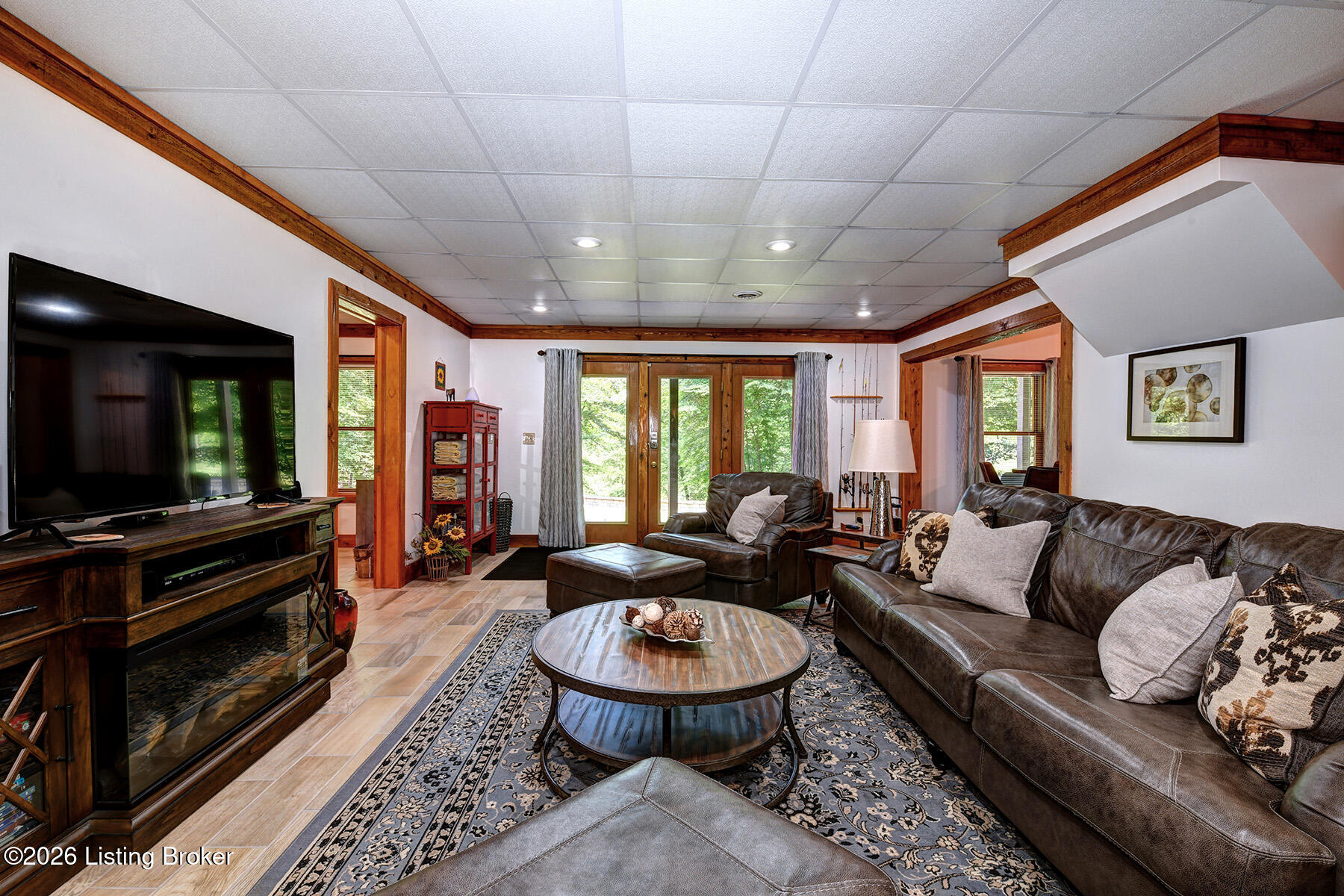593 Lochober Rd